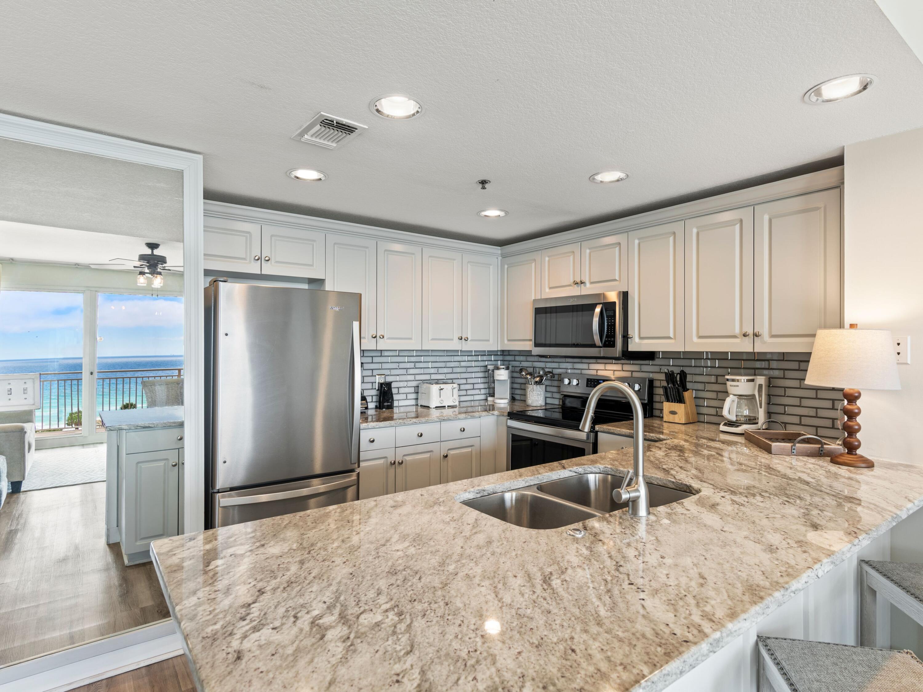 1751 Scenic Highway 98 716