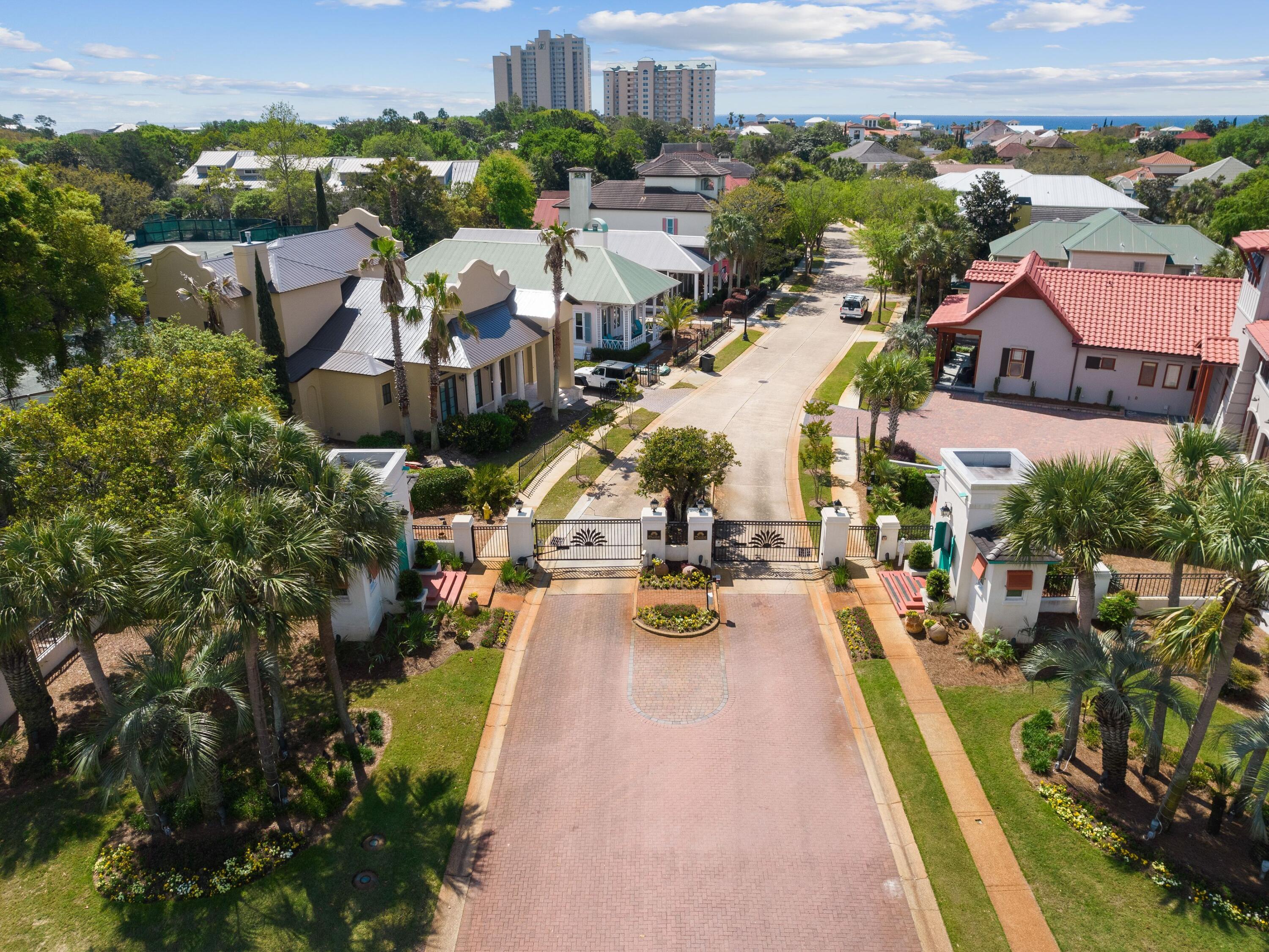 338 Rue Caribe