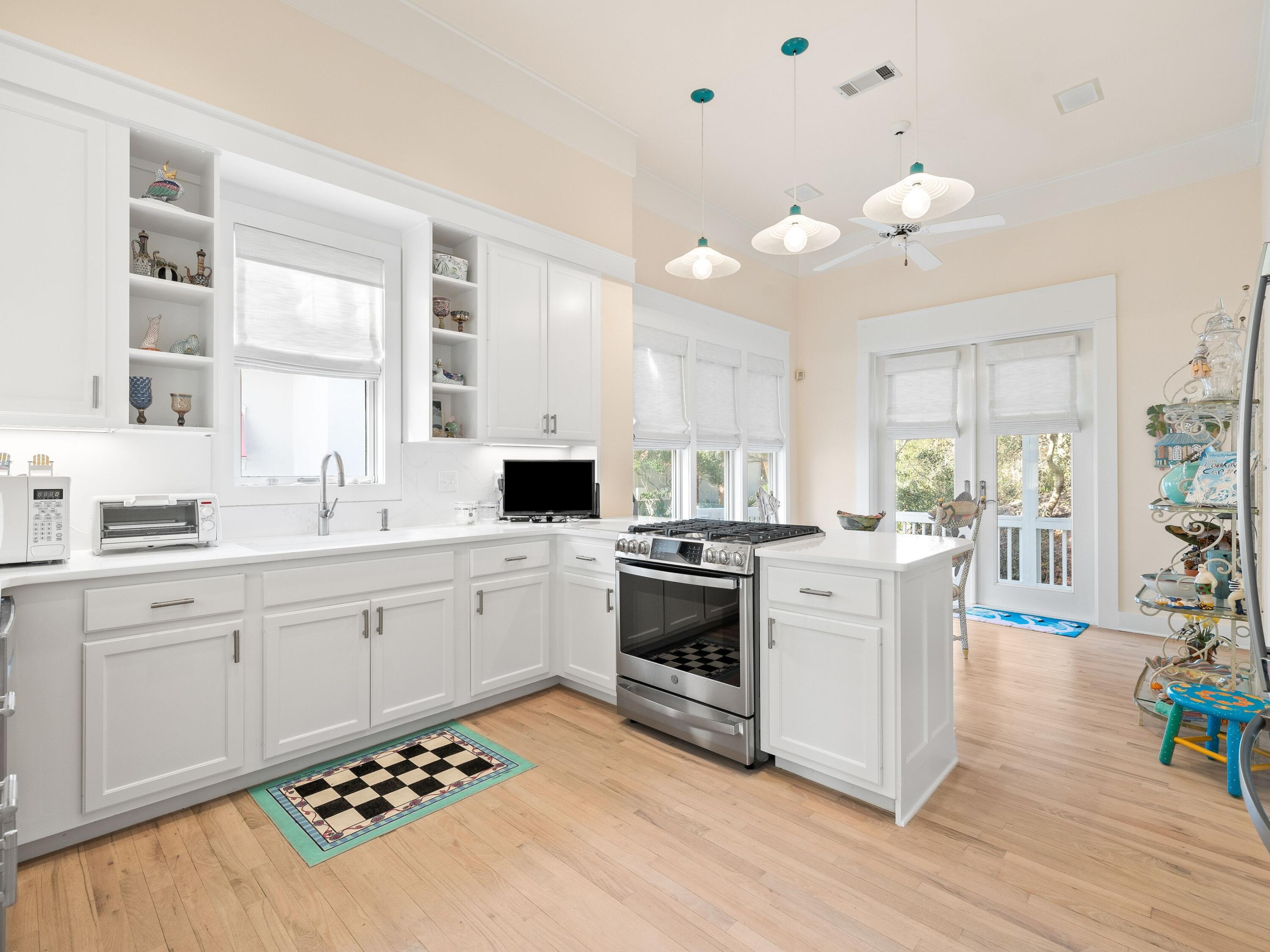 338 Rue Caribe