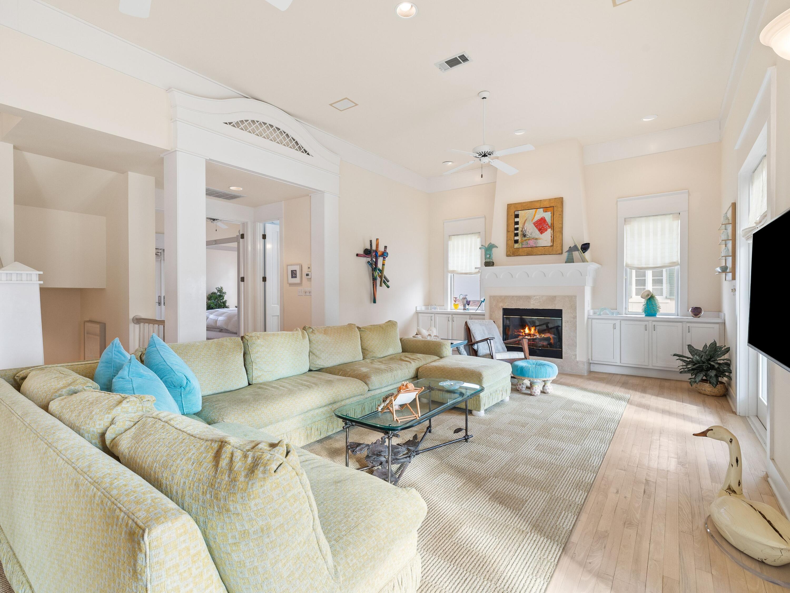 338 Rue Caribe