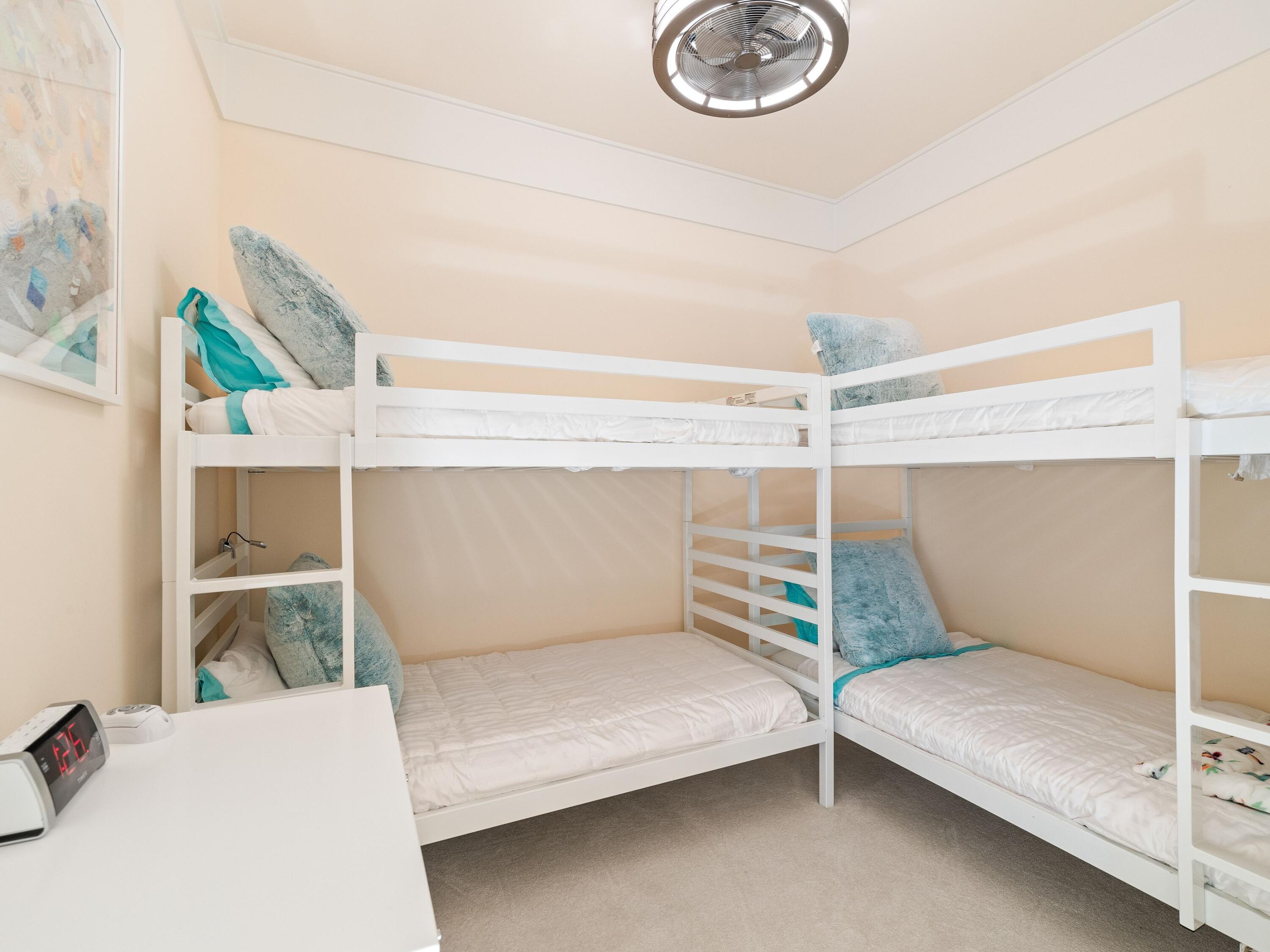 338 Rue Caribe