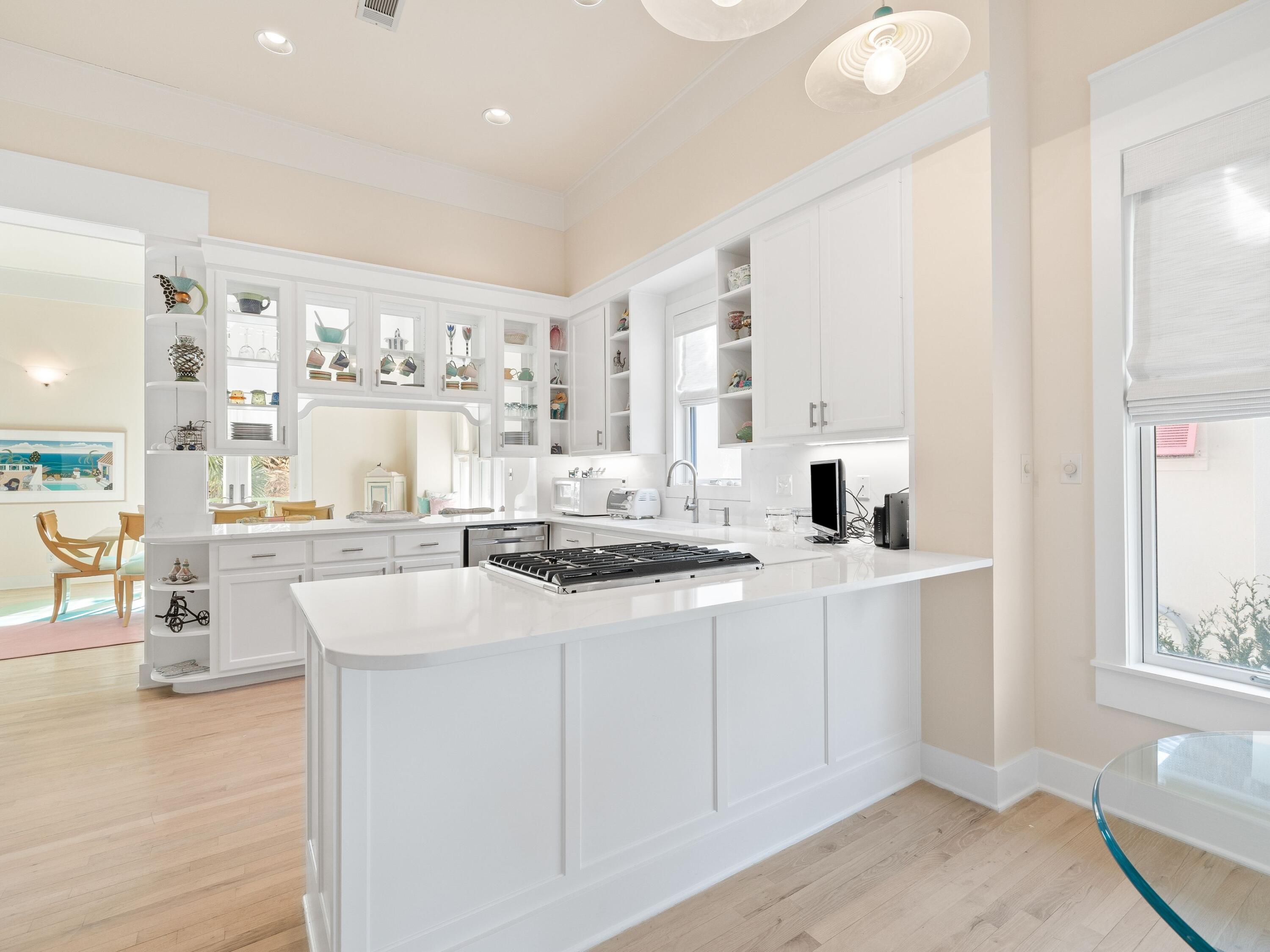 338 Rue Caribe