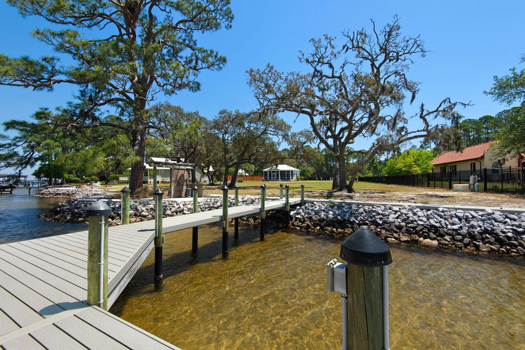 59 Hewett Point Road