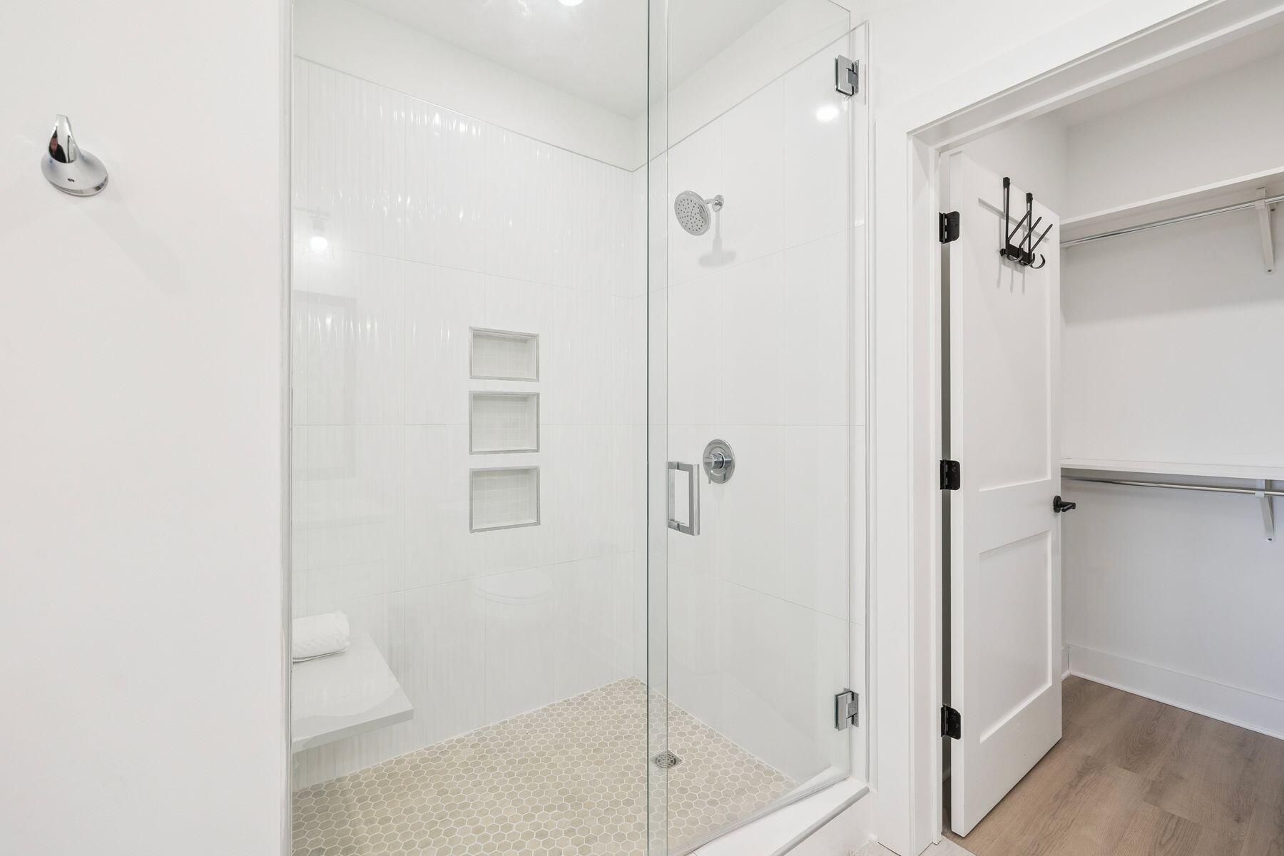 277 N The Grove Drive 334