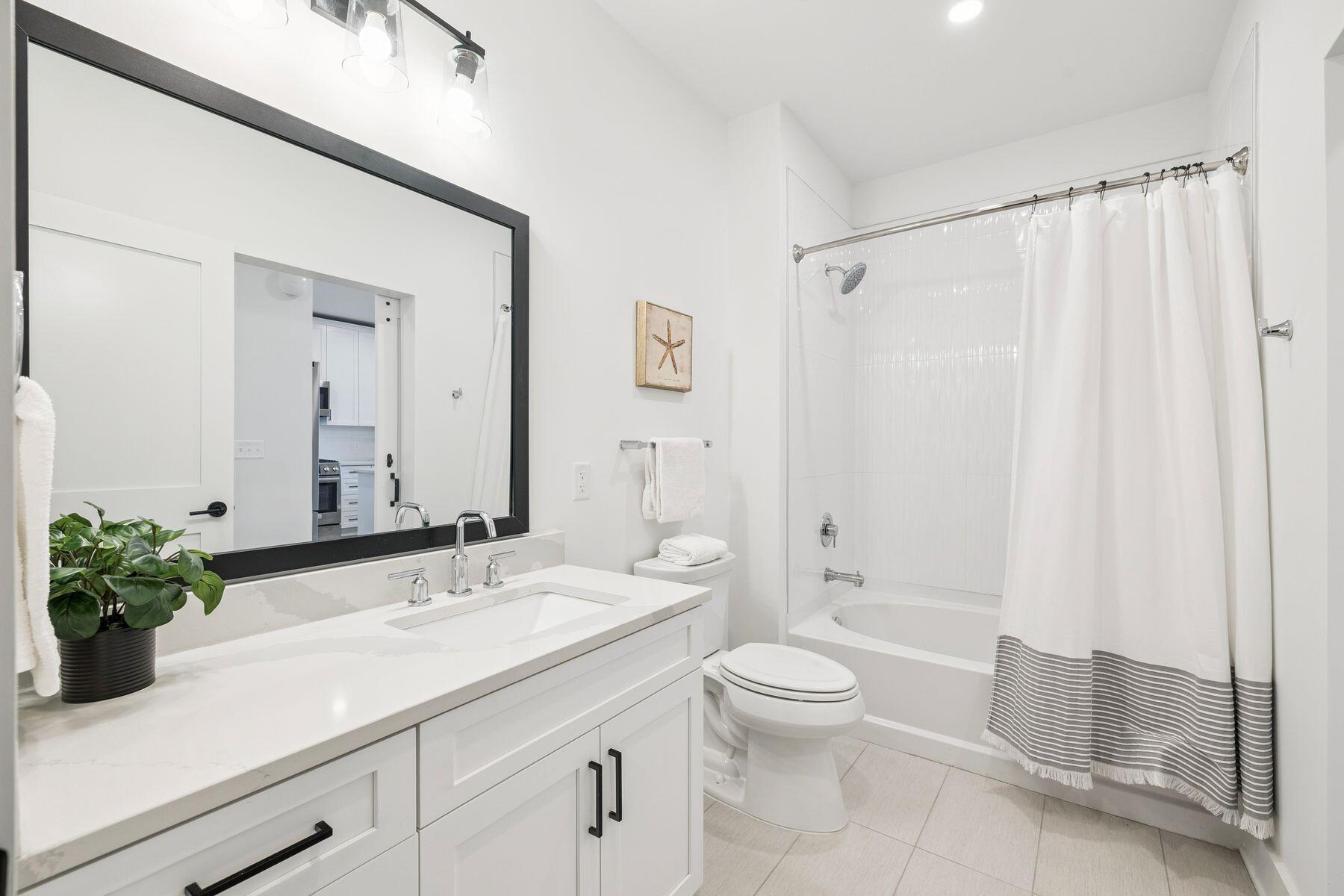 277 N The Grove Drive 334