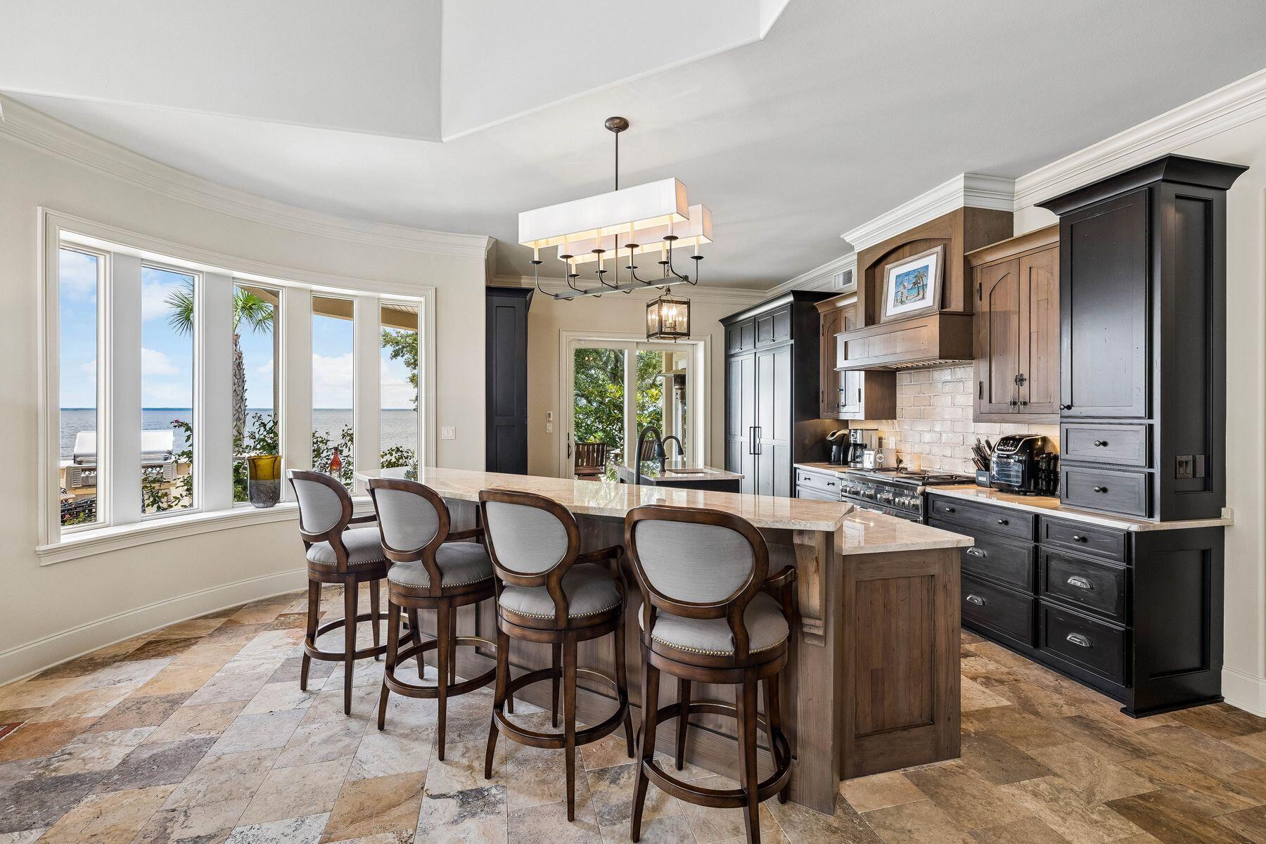 221 Bay Circle Drive