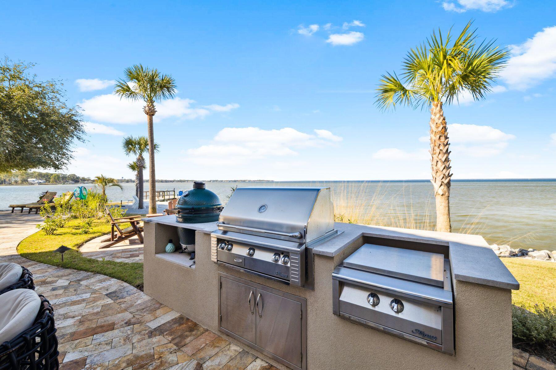 221 Bay Circle Drive