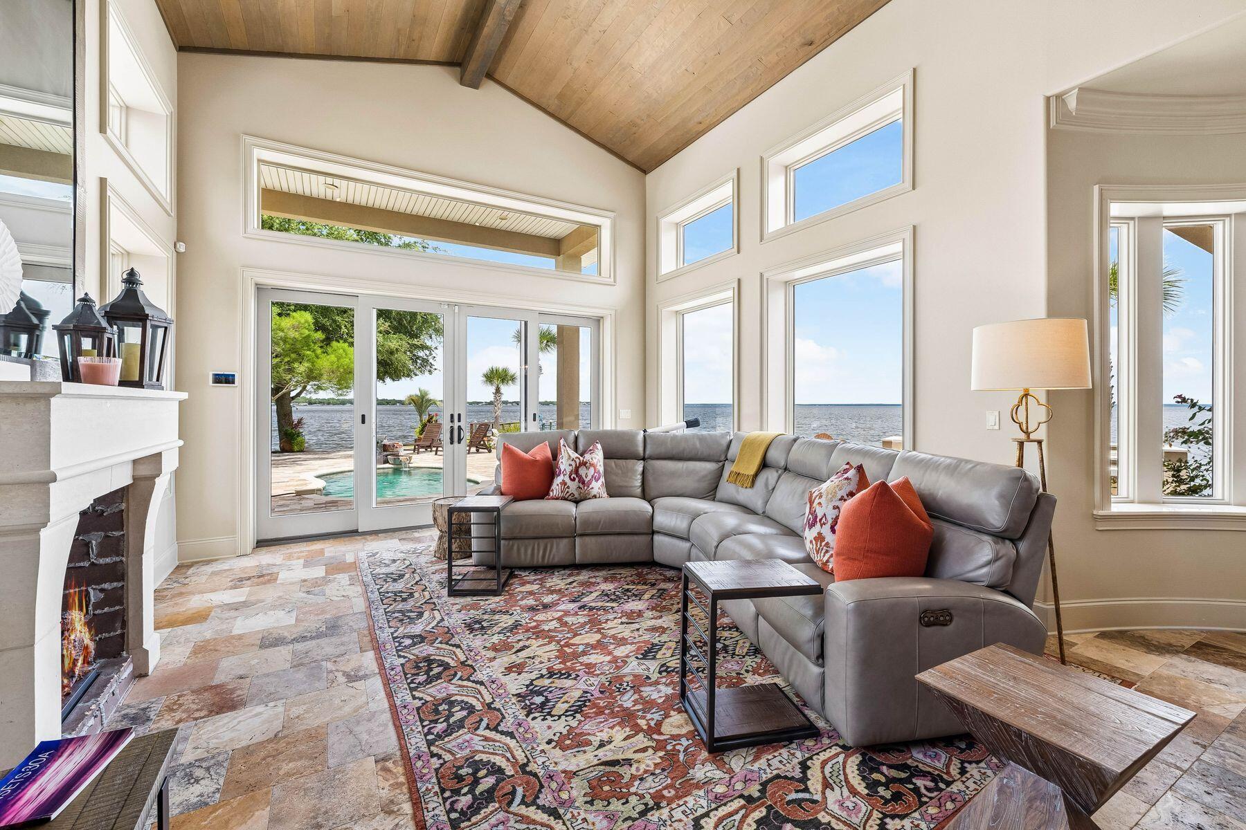 221 Bay Circle Drive