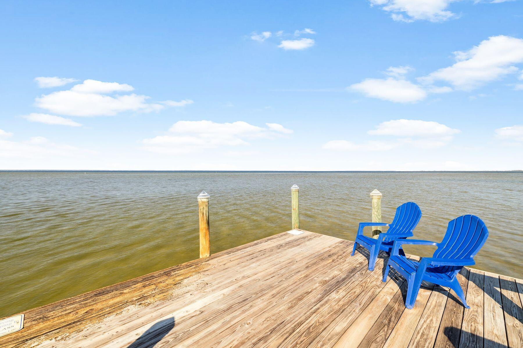 221 Bay Circle Drive