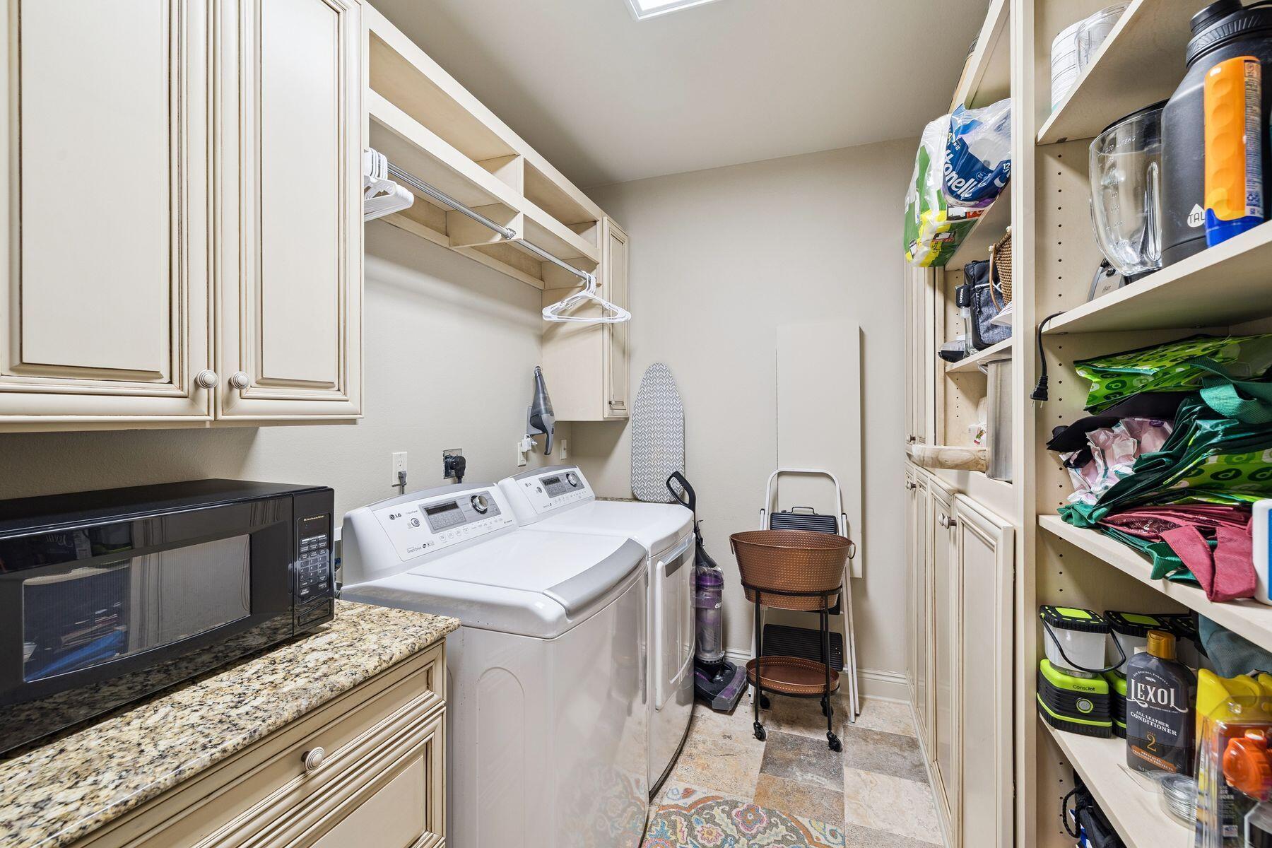 221 Bay Circle Drive