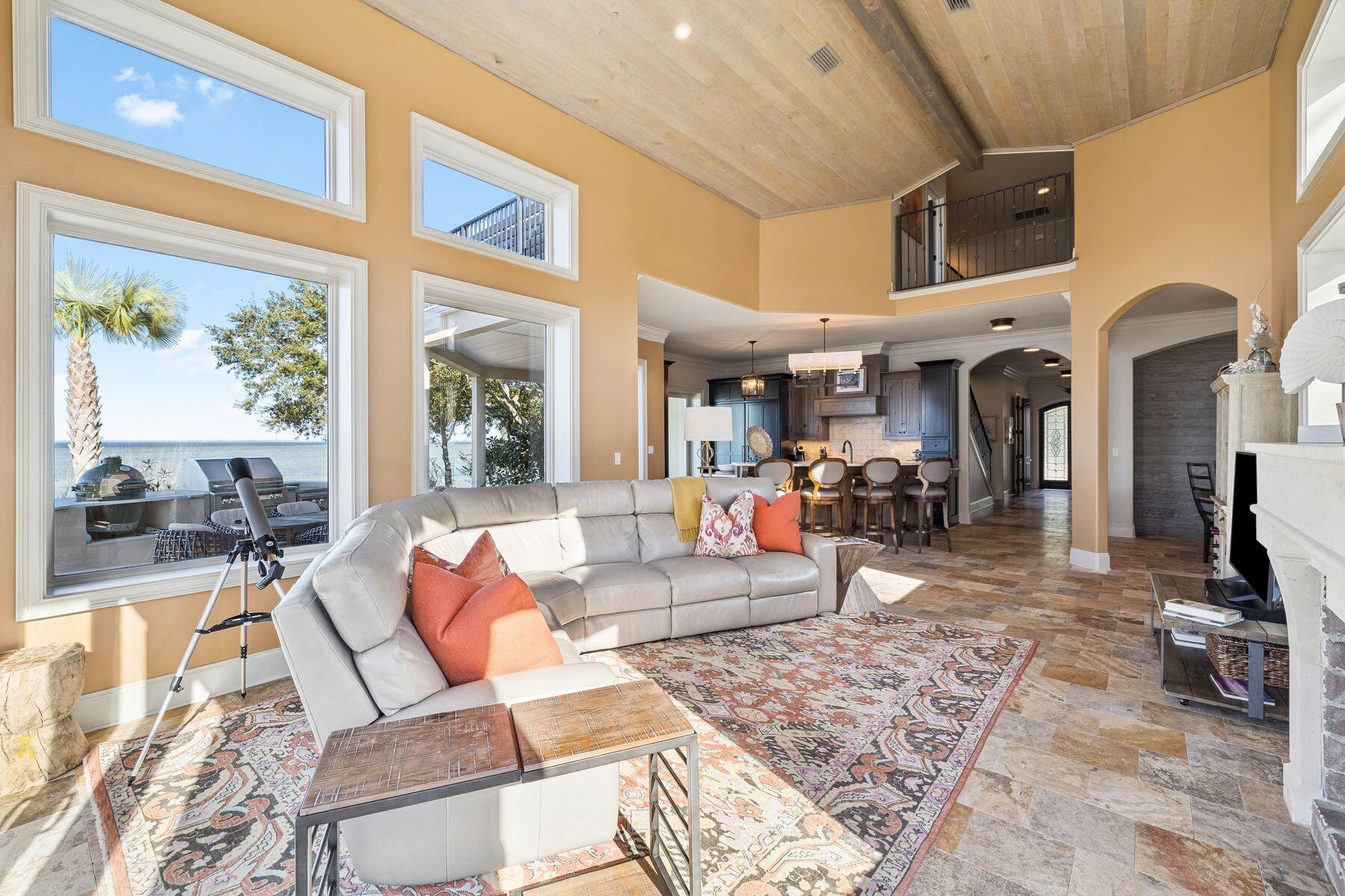 221 Bay Circle Drive