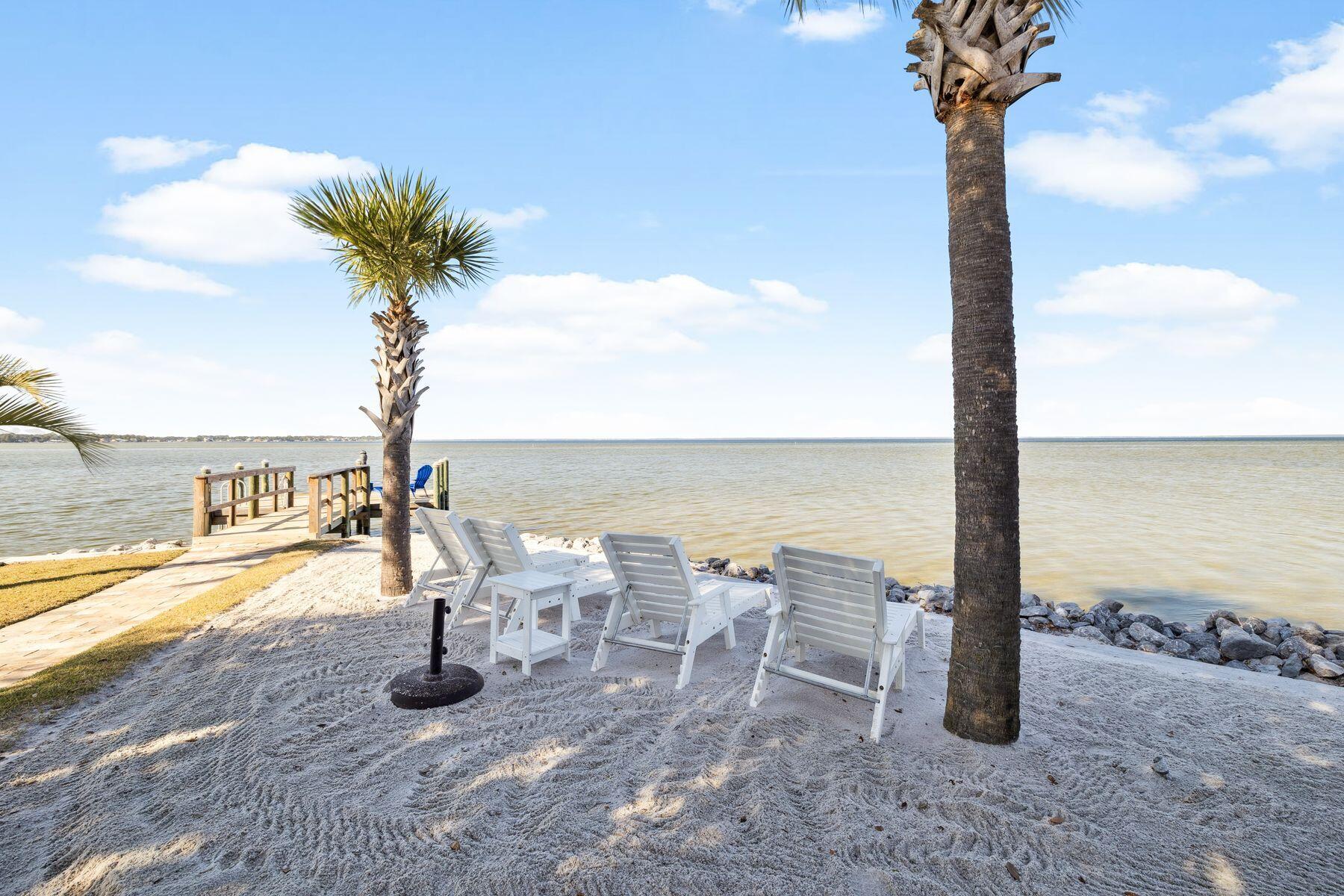 221 Bay Circle Drive