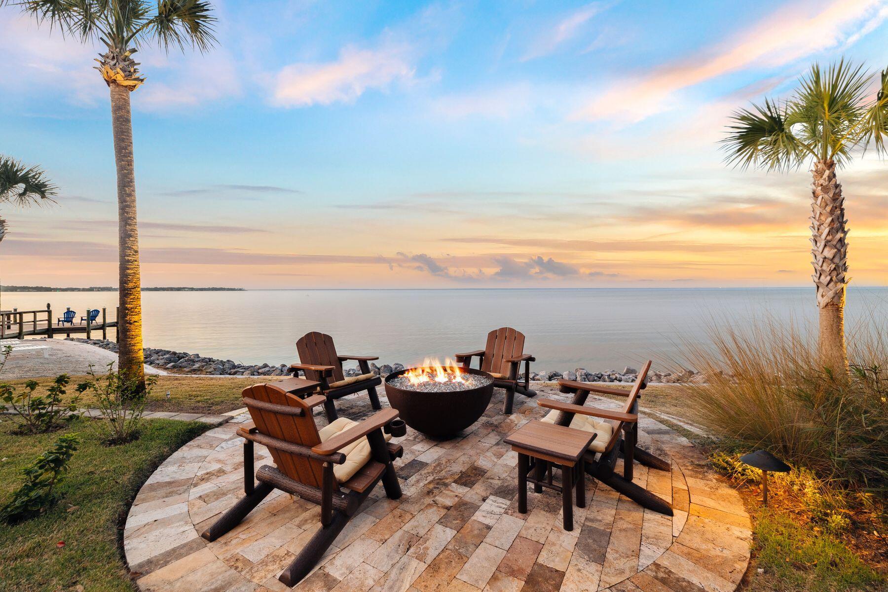 221 Bay Circle Drive