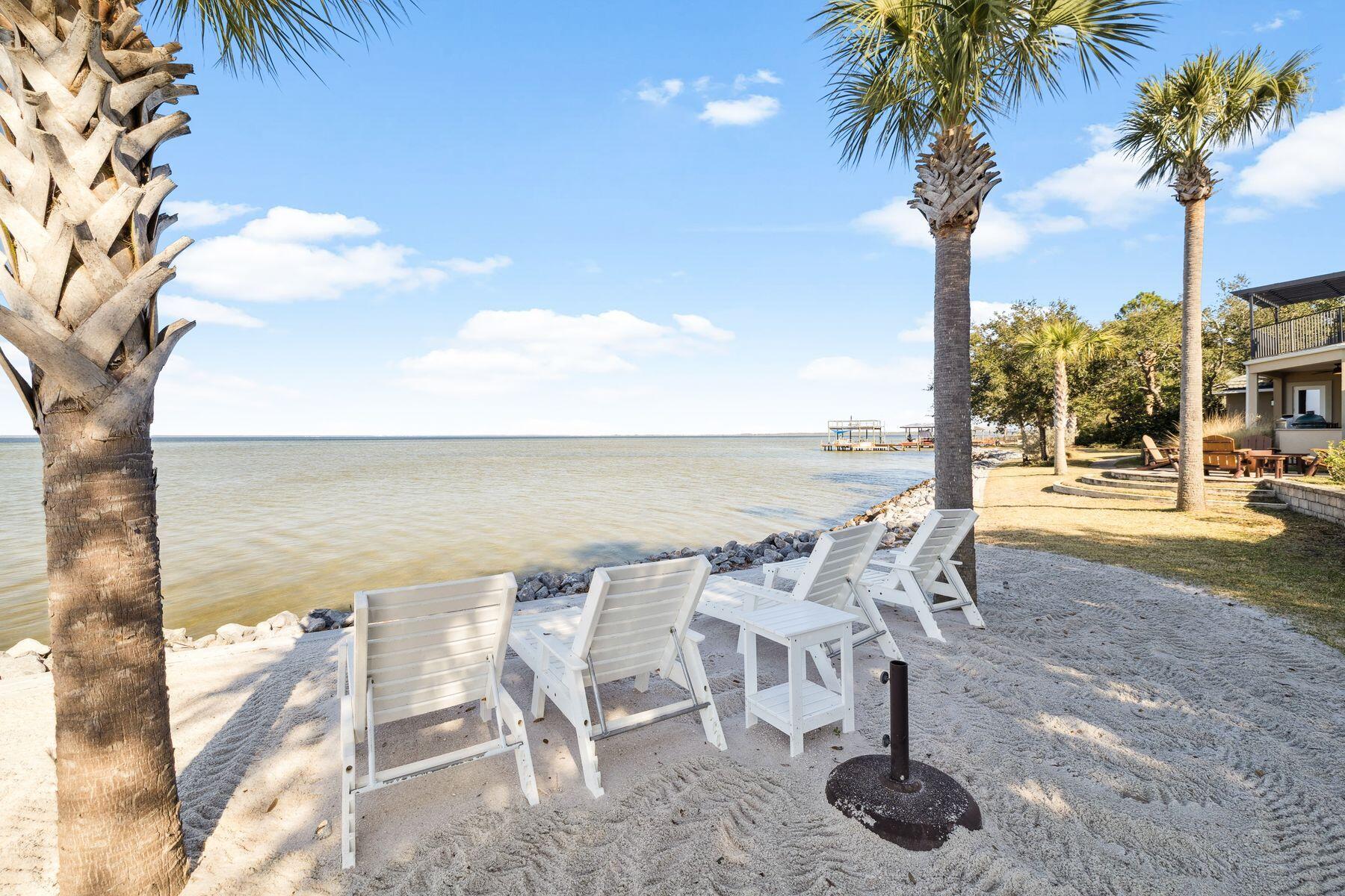 221 Bay Circle Drive