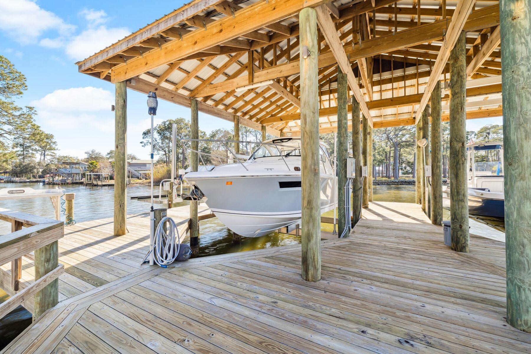 221 Bay Circle Drive