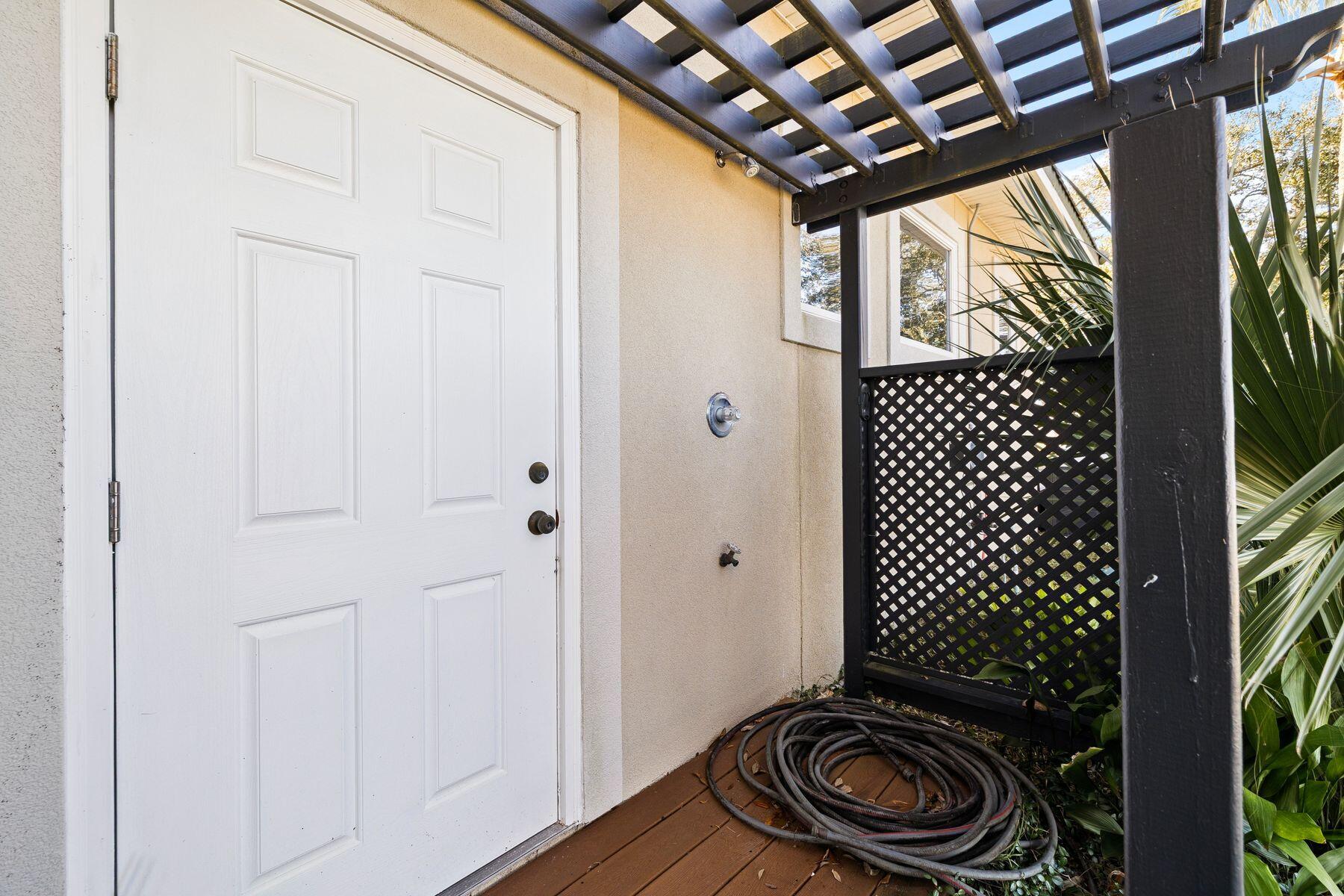 221 Bay Circle Drive