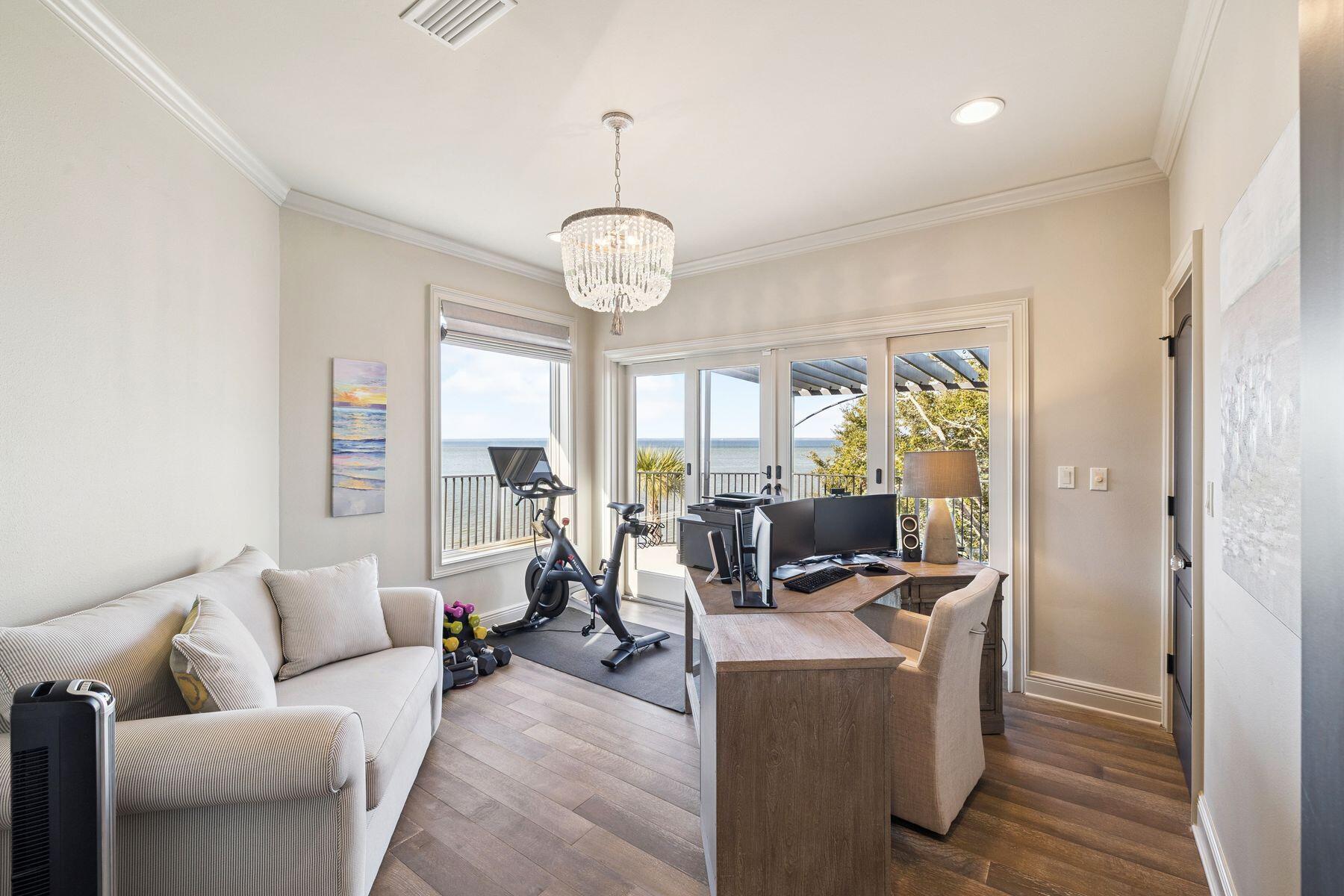 221 Bay Circle Drive