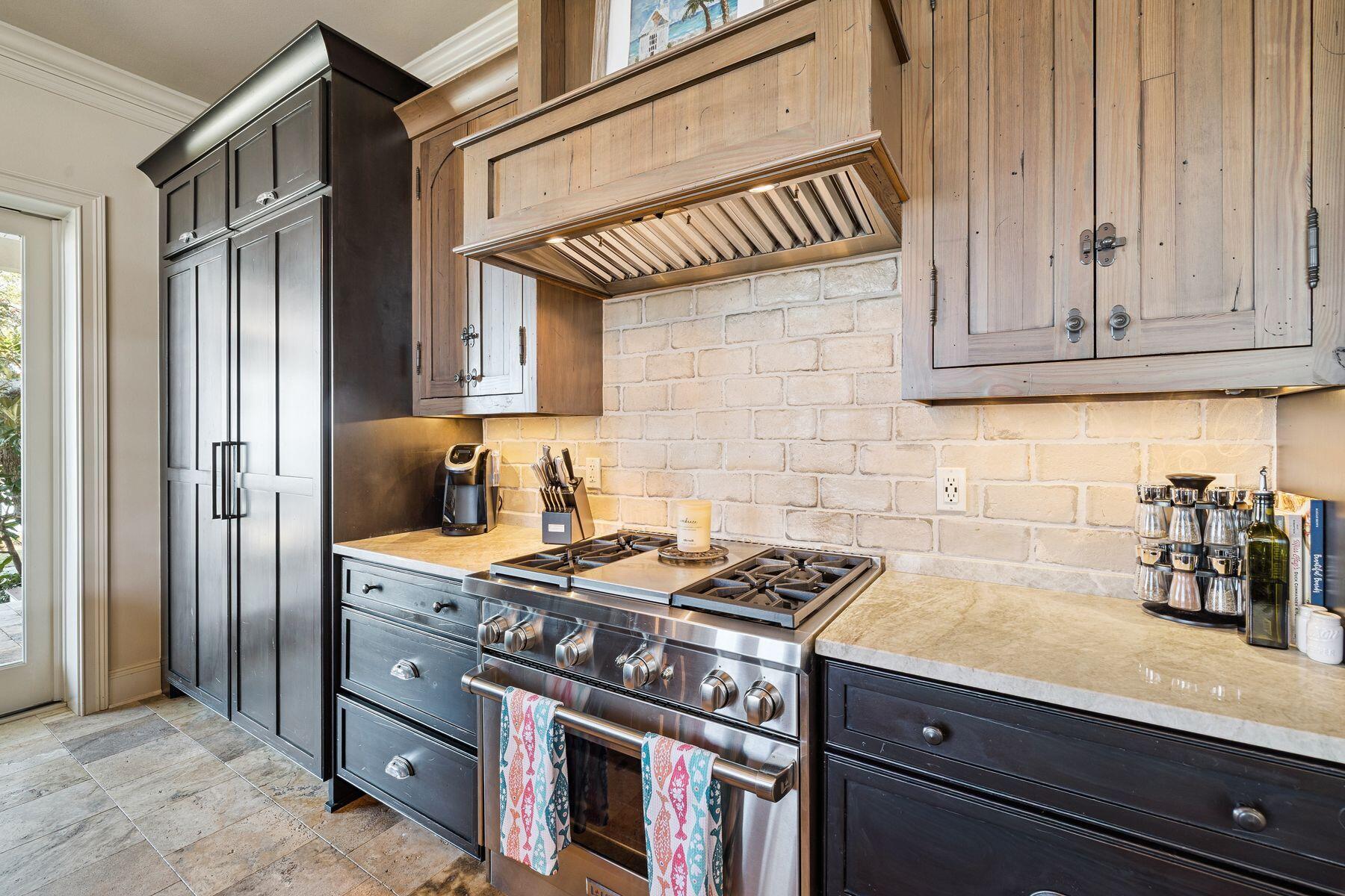 221 Bay Circle Drive