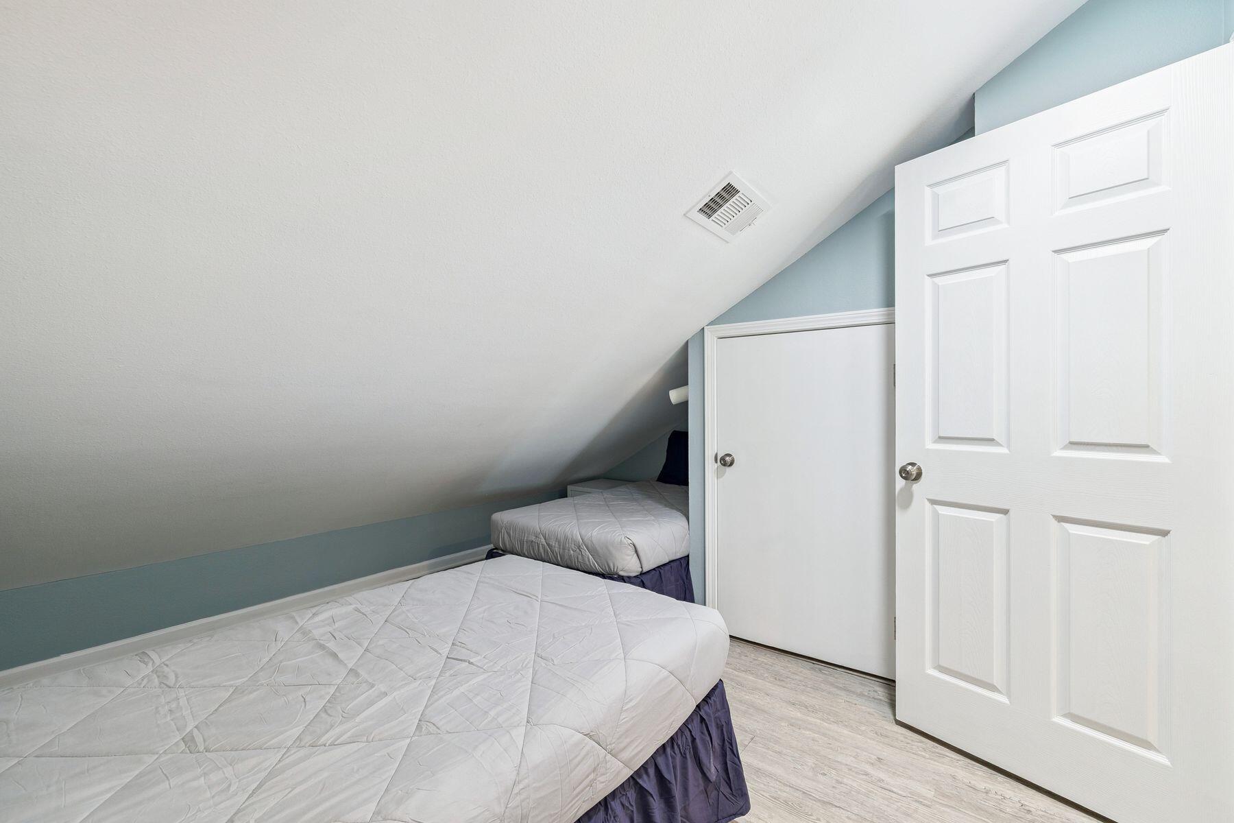 5115 Beachwalk Circle 5115