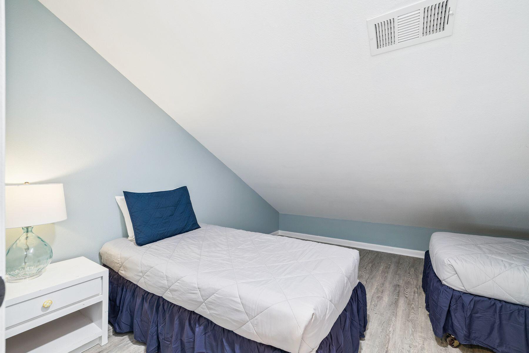 5115 Beachwalk Circle 5115