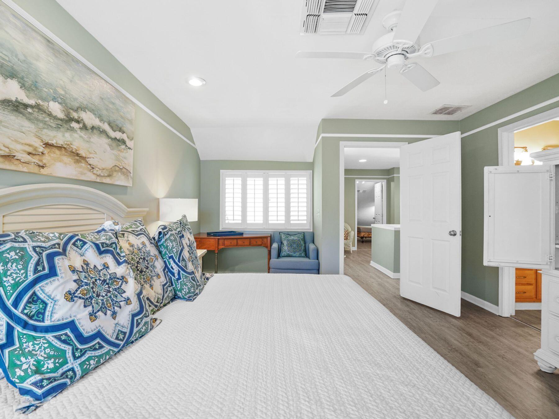 5115 Beachwalk Circle 5115