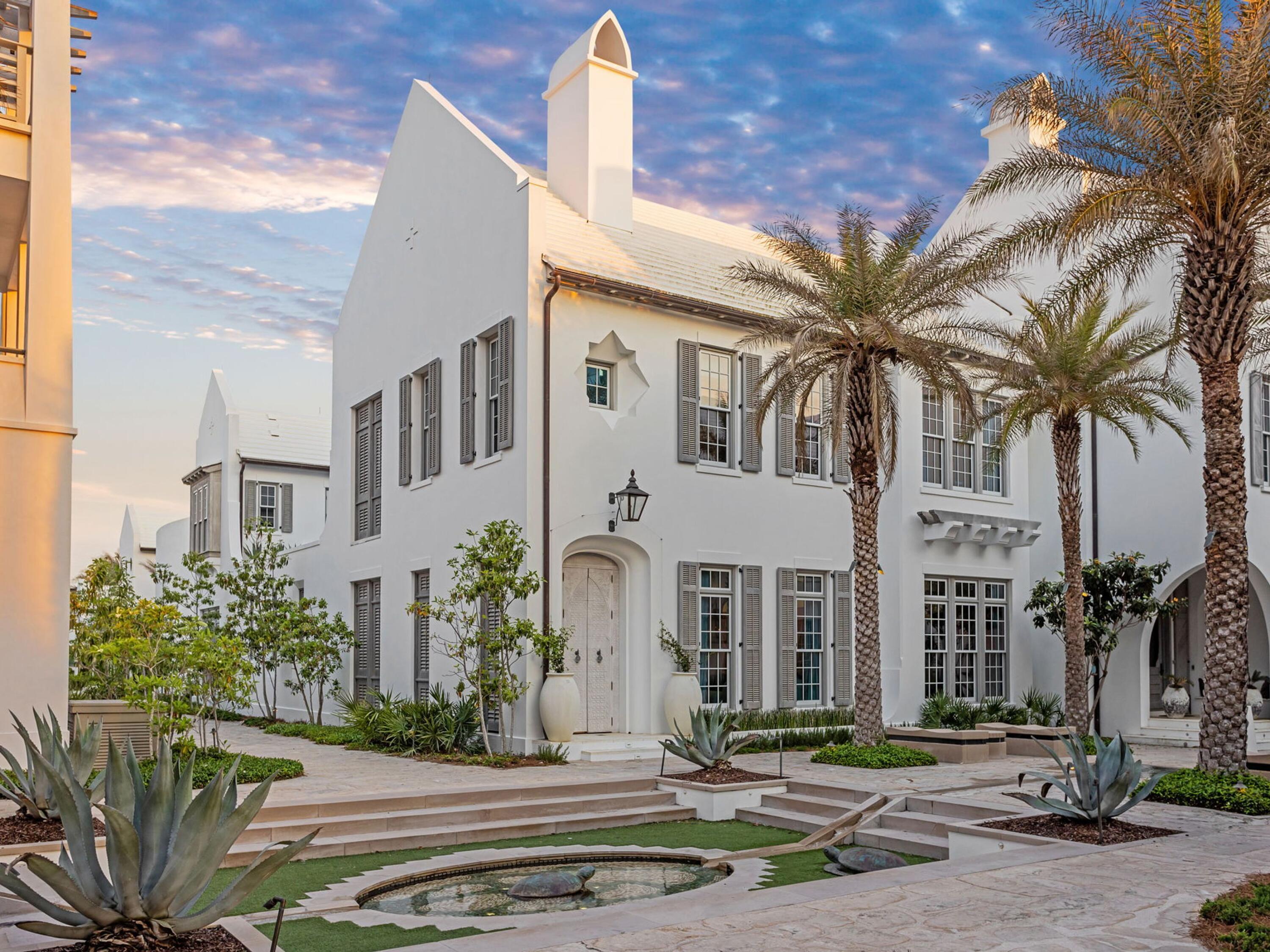 45 La Garza Court