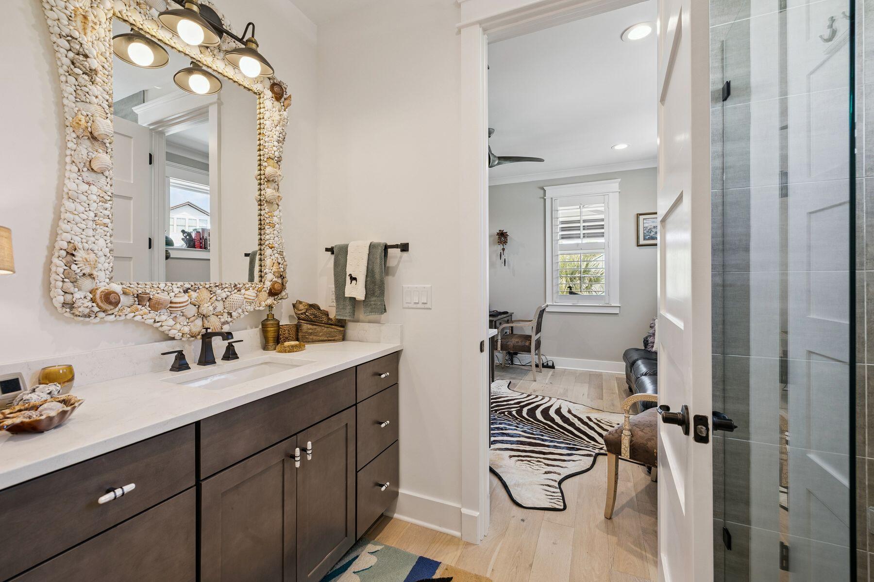 113 White Cliffs Drive