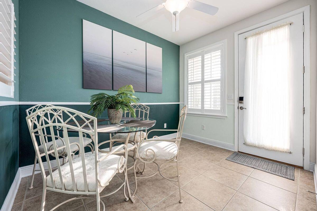 124 Village Boulevard APT 813