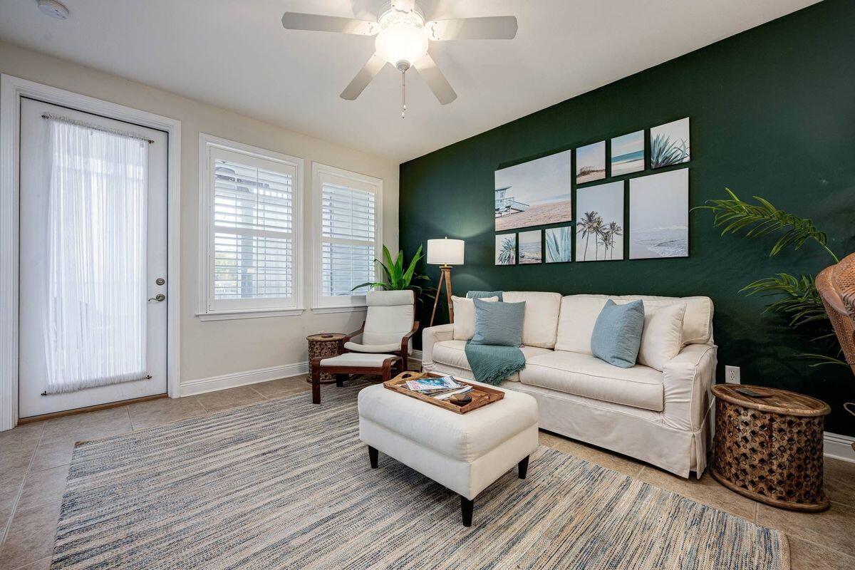 124 Village Boulevard APT 813