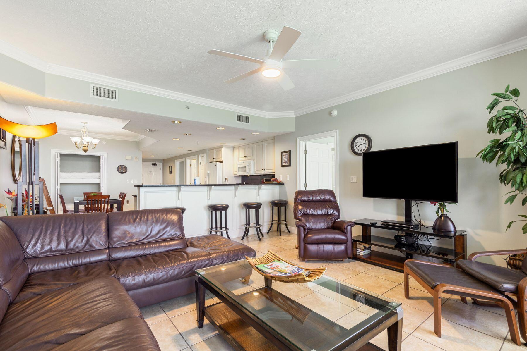 5004 Thomas Drive 1102