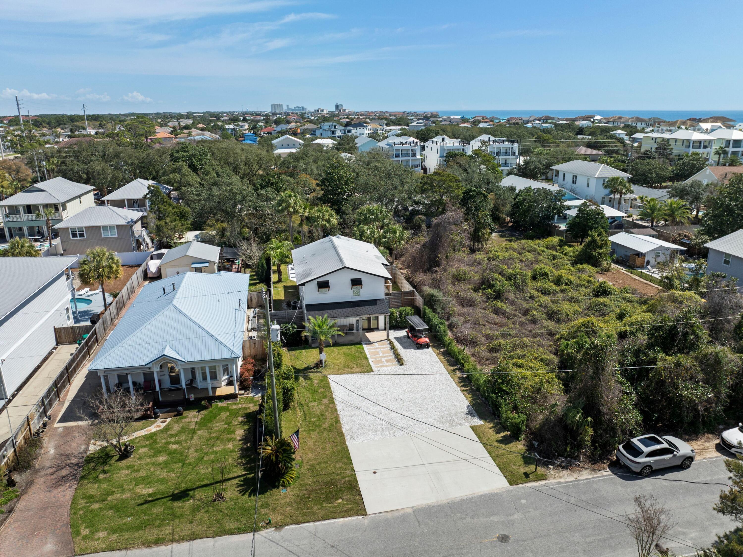 89 Tarpon Street