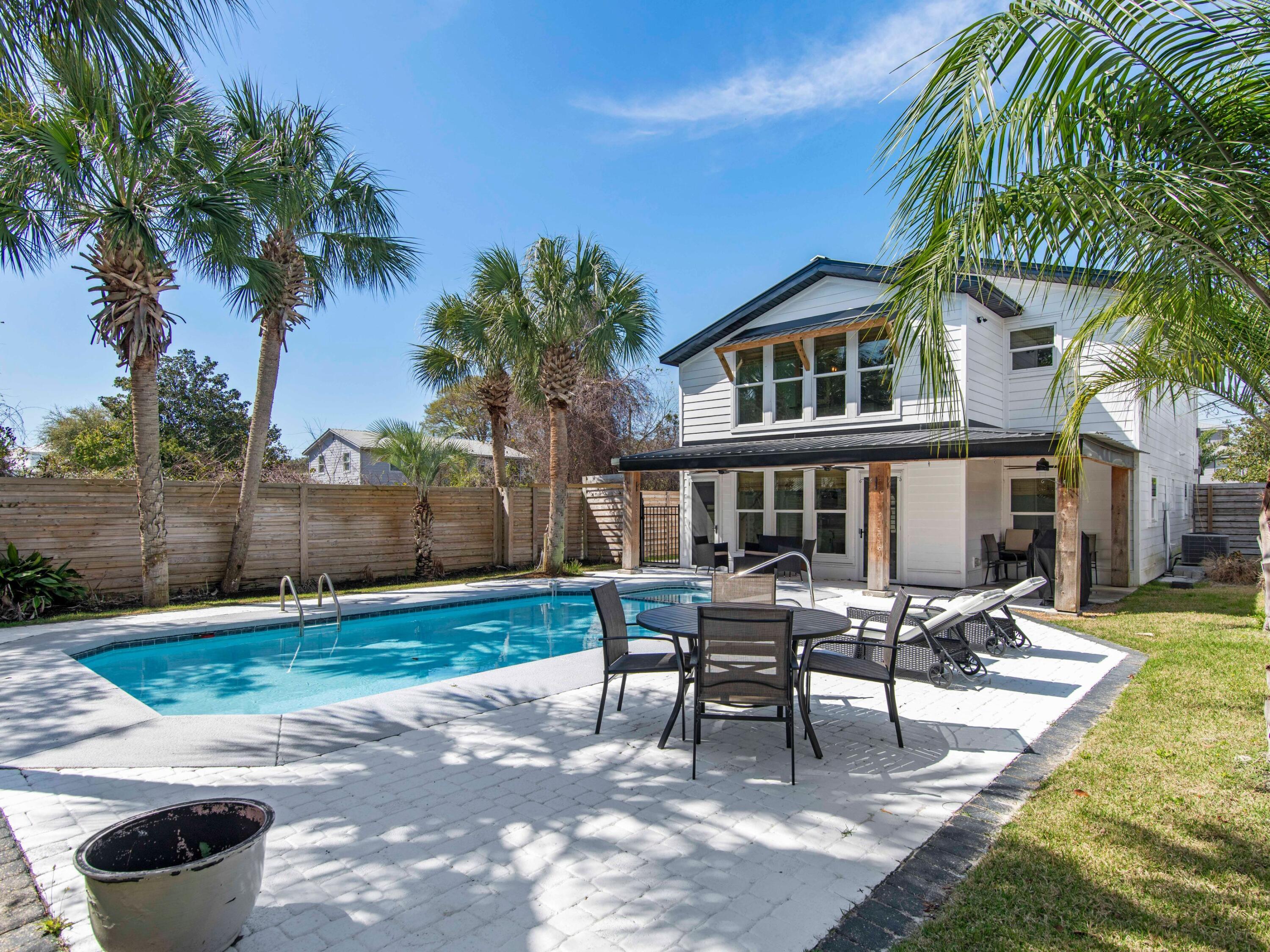 89 Tarpon Street