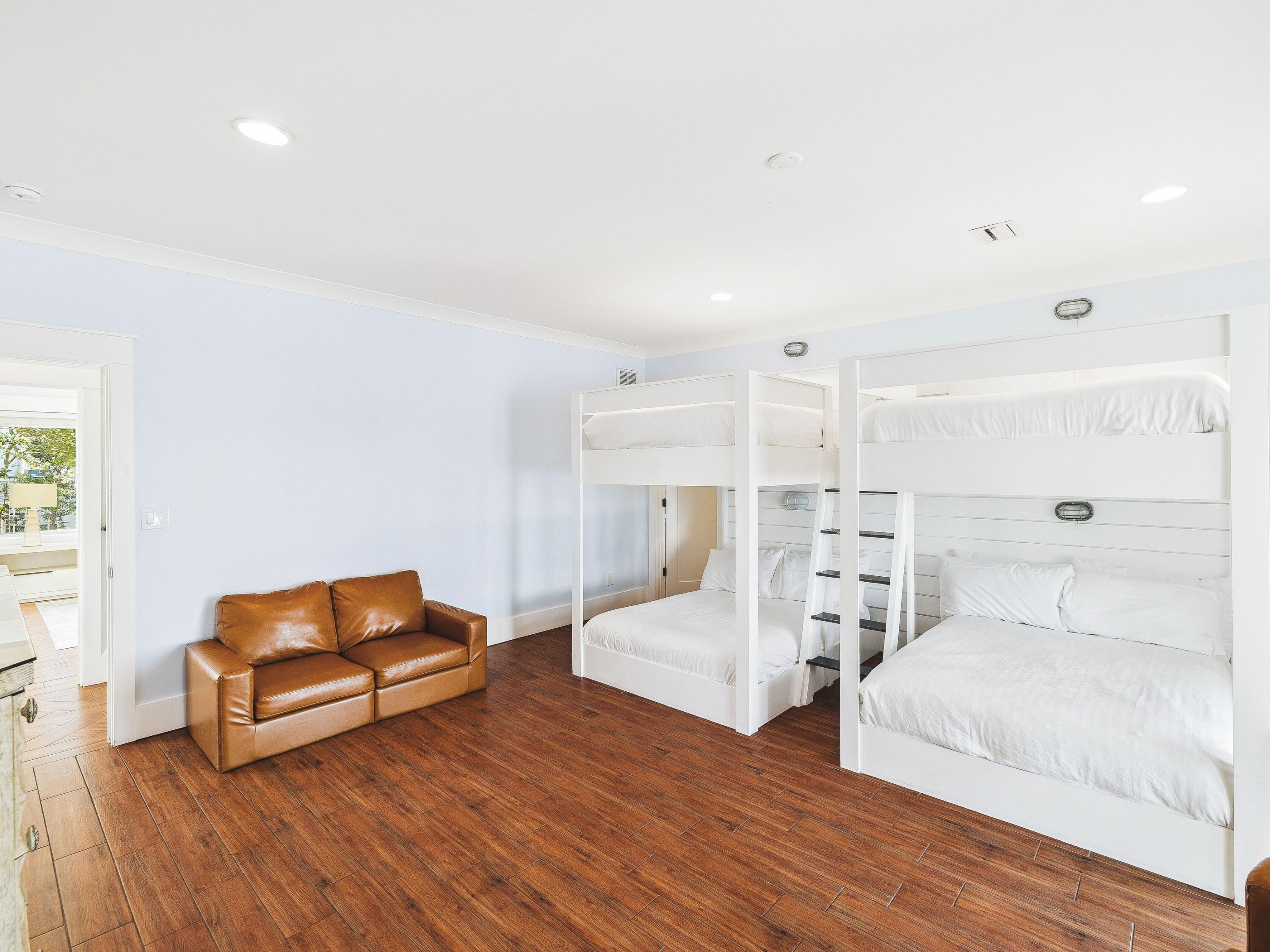4659 Destiny Way