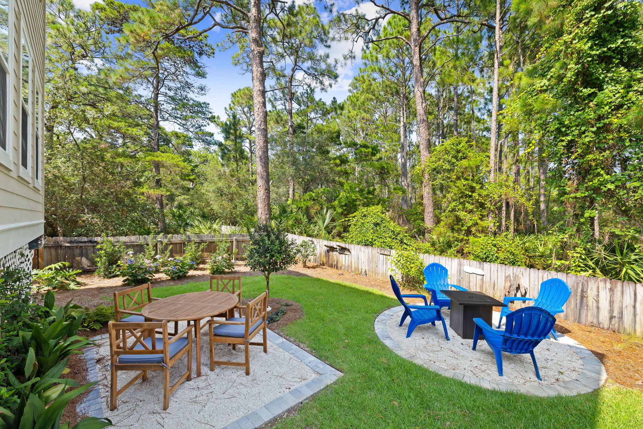 284 Hidden Lake Way