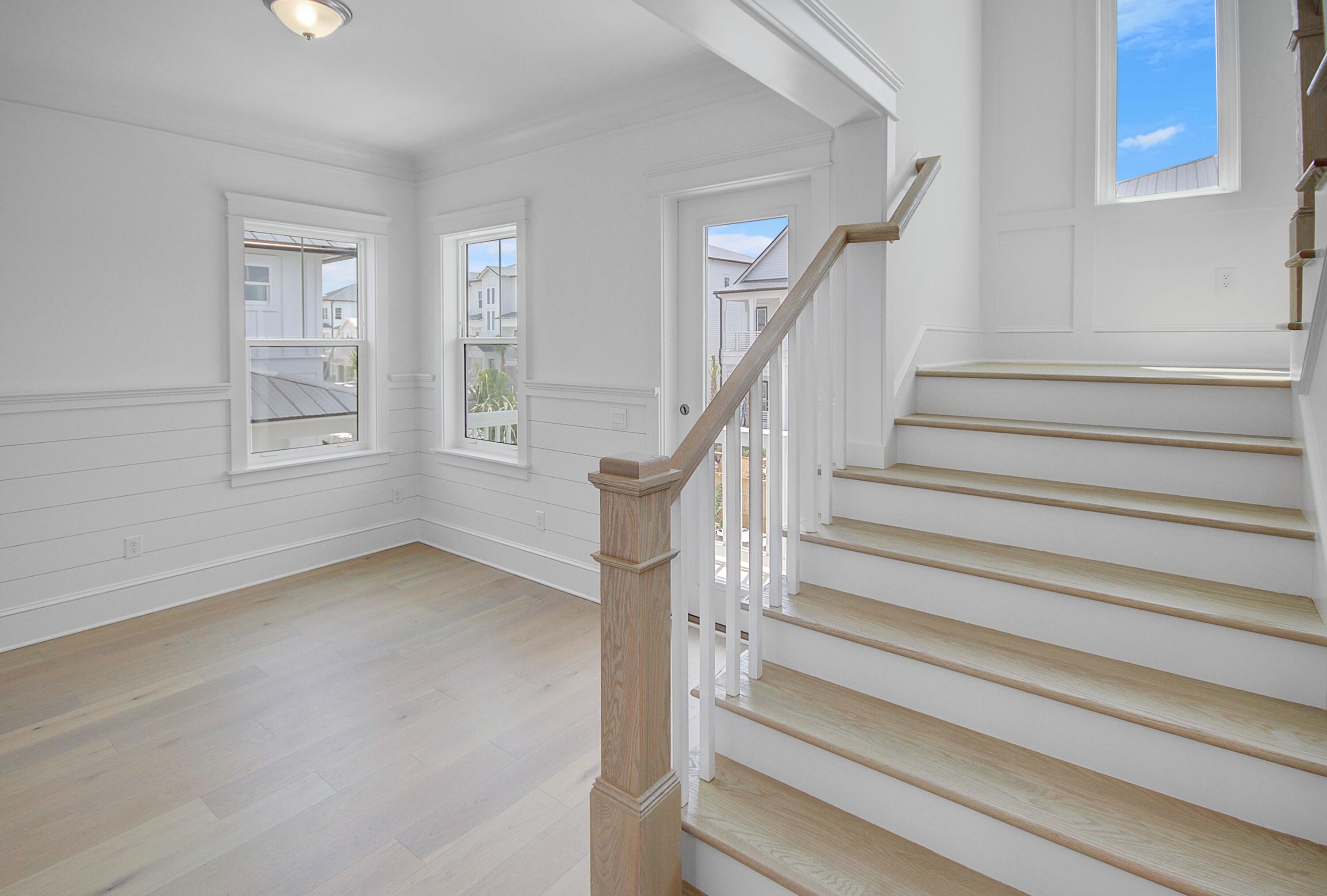 139 Seaboard Lane