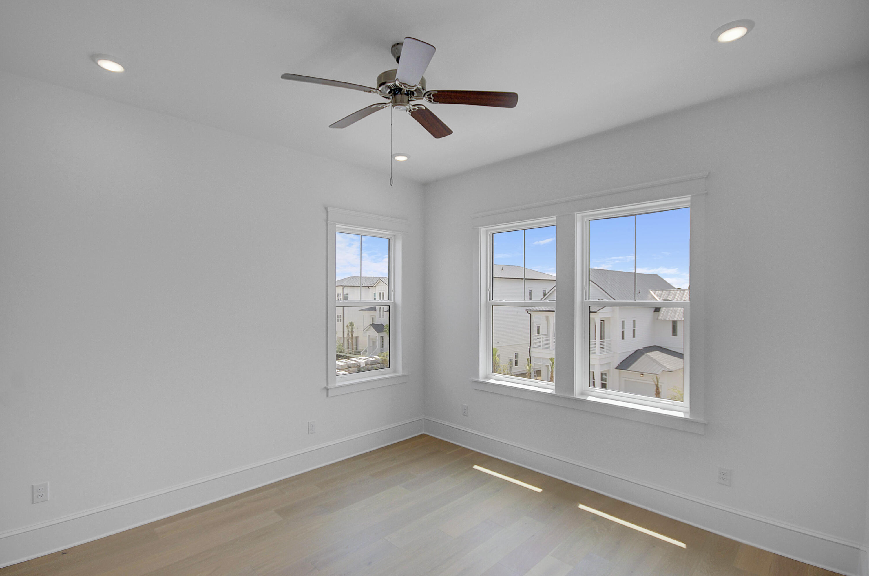 139 Seaboard Lane