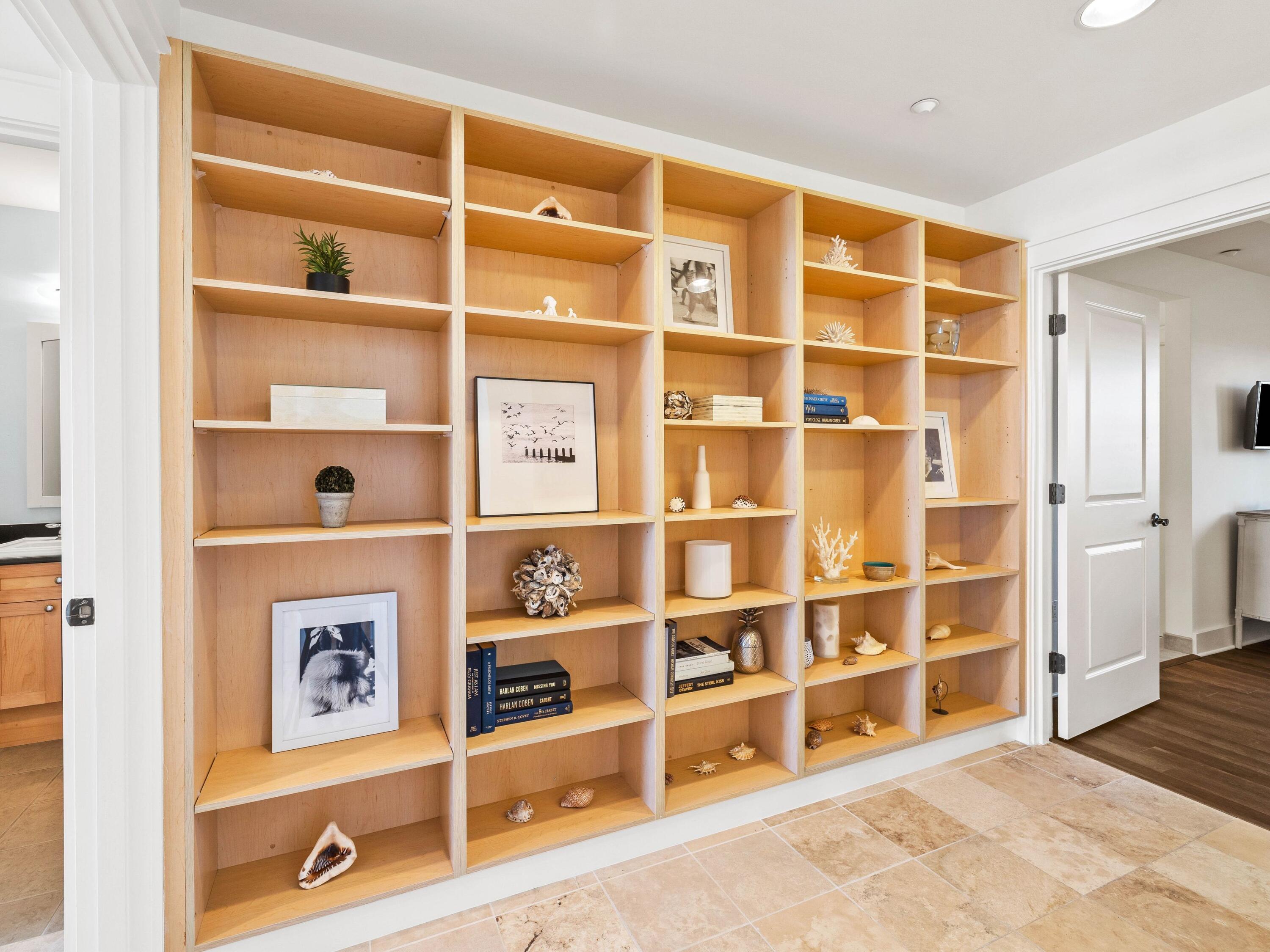 429 S Bridge Lane, 320A