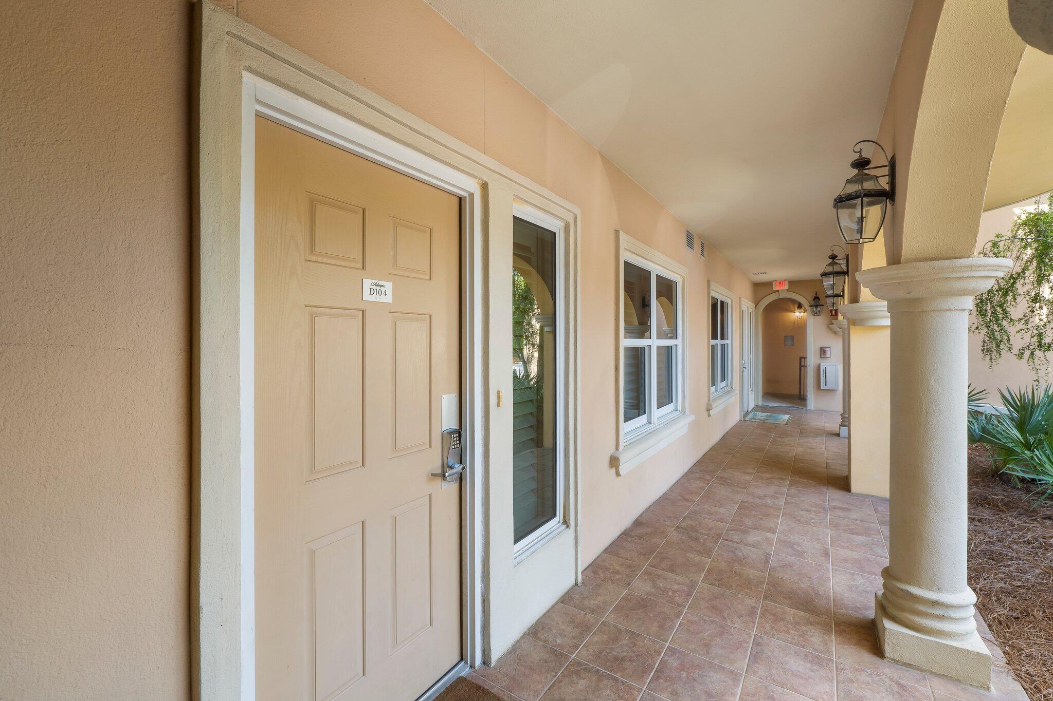 2421 W County Highway 30A, UNIT D104