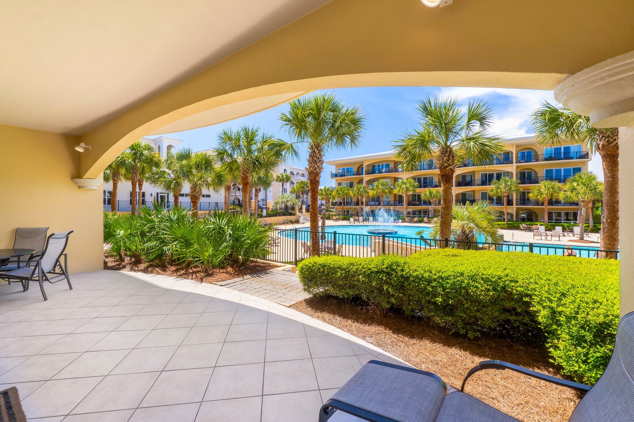 2421 W County Highway 30A, UNIT D104
