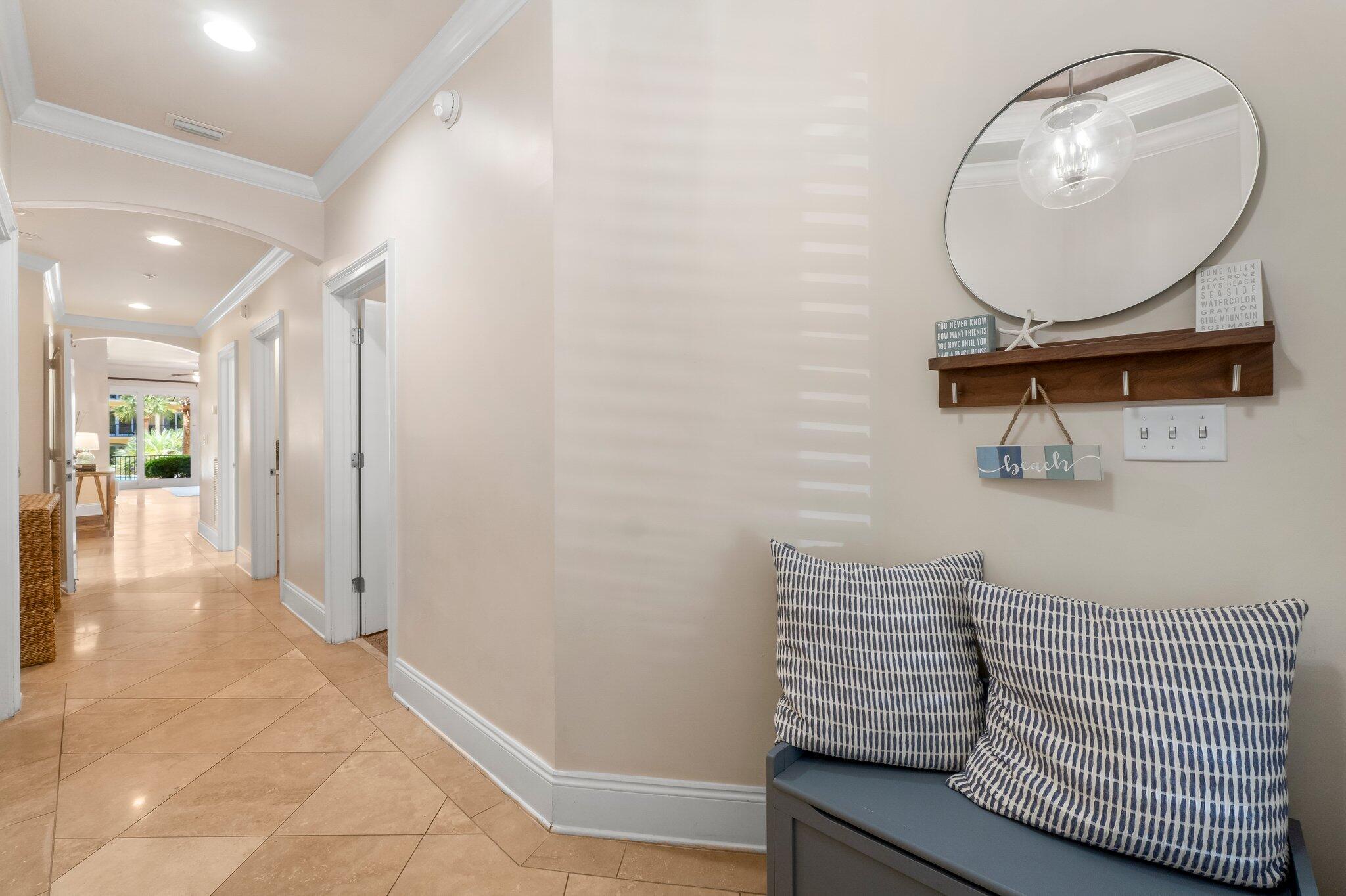 2421 W County Highway 30A, UNIT D104