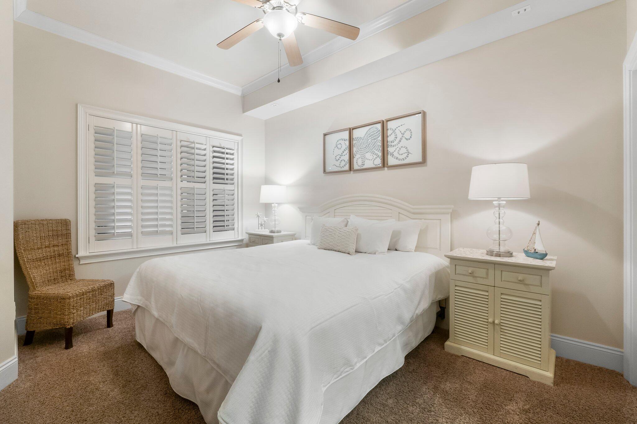 2421 W County Highway 30A, UNIT D104