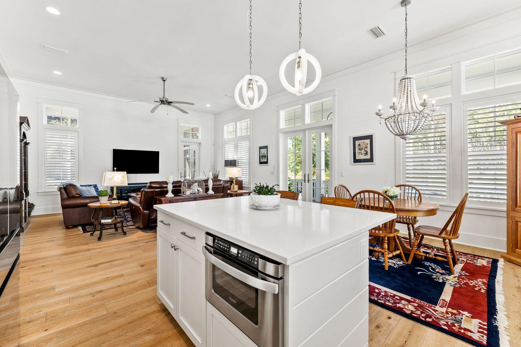 202 N Splash Drive