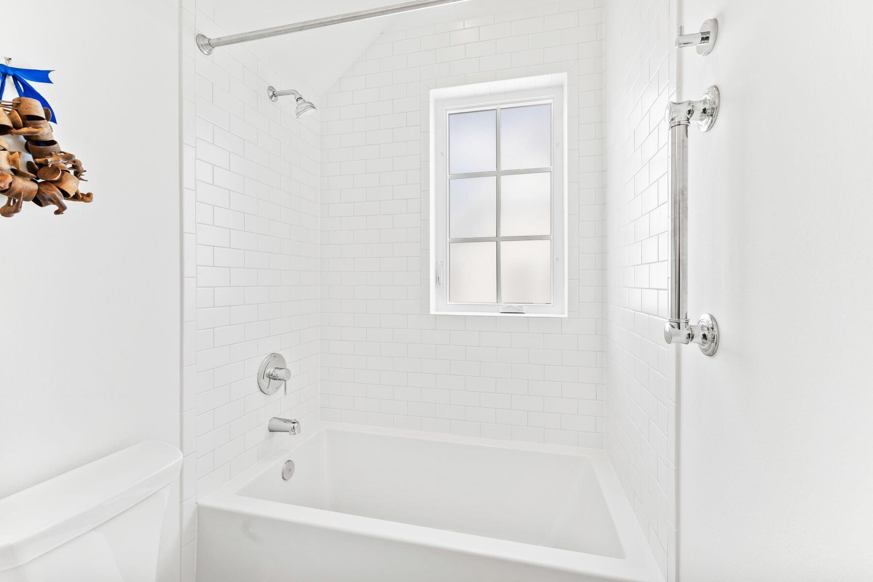202 N Splash Drive