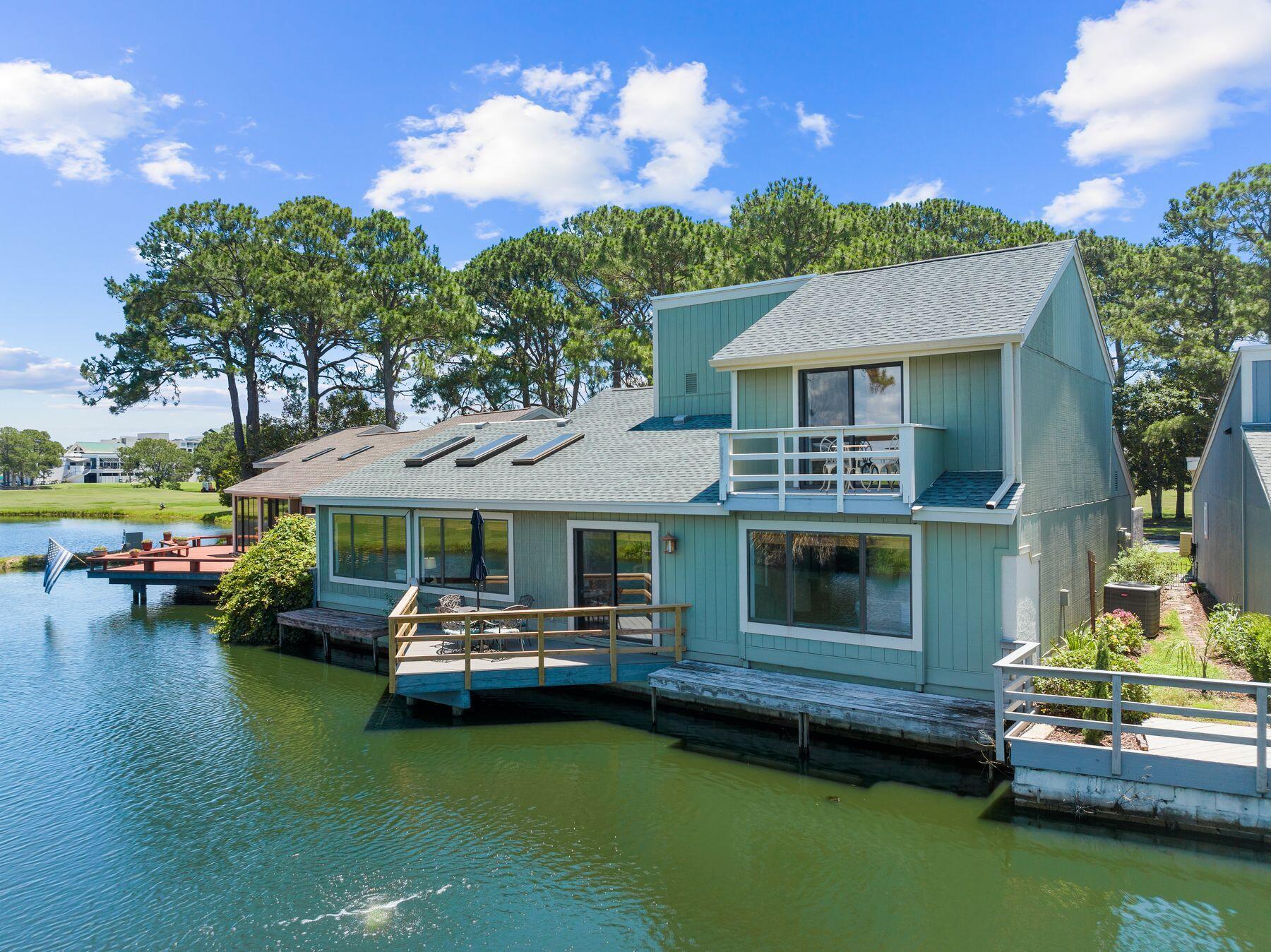 411 Linkside Lane