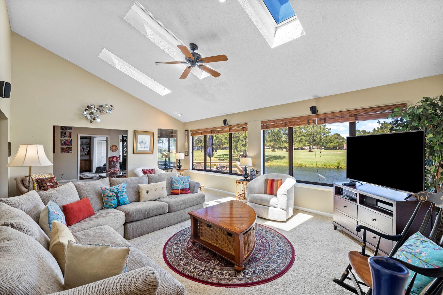 411 Linkside Lane