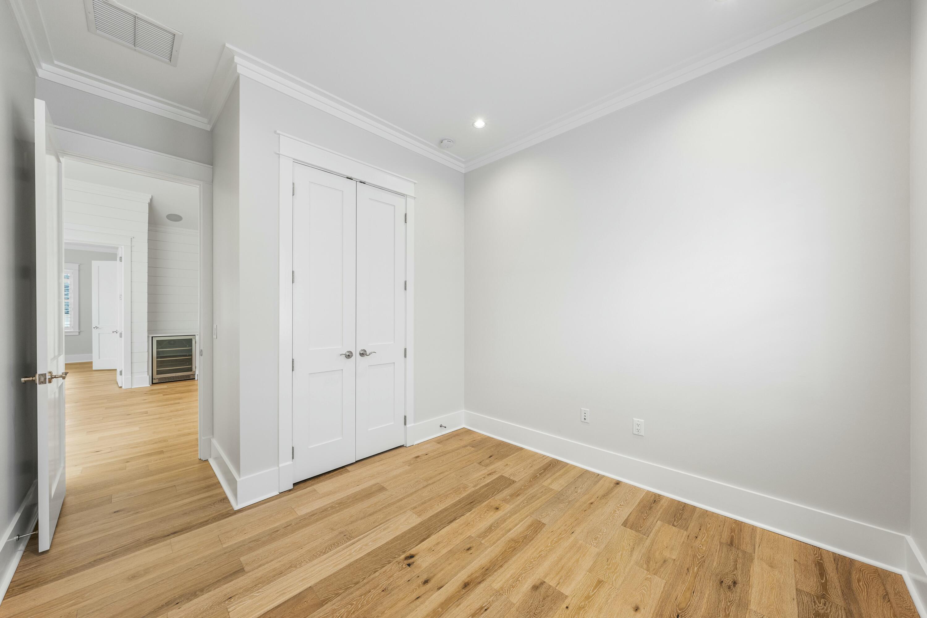 21 Seastone Court