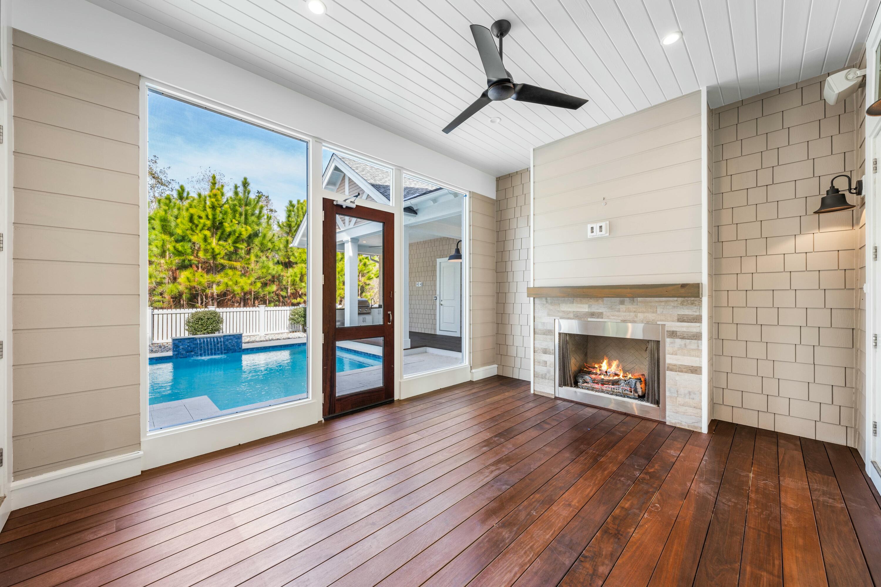 21 Seastone Court