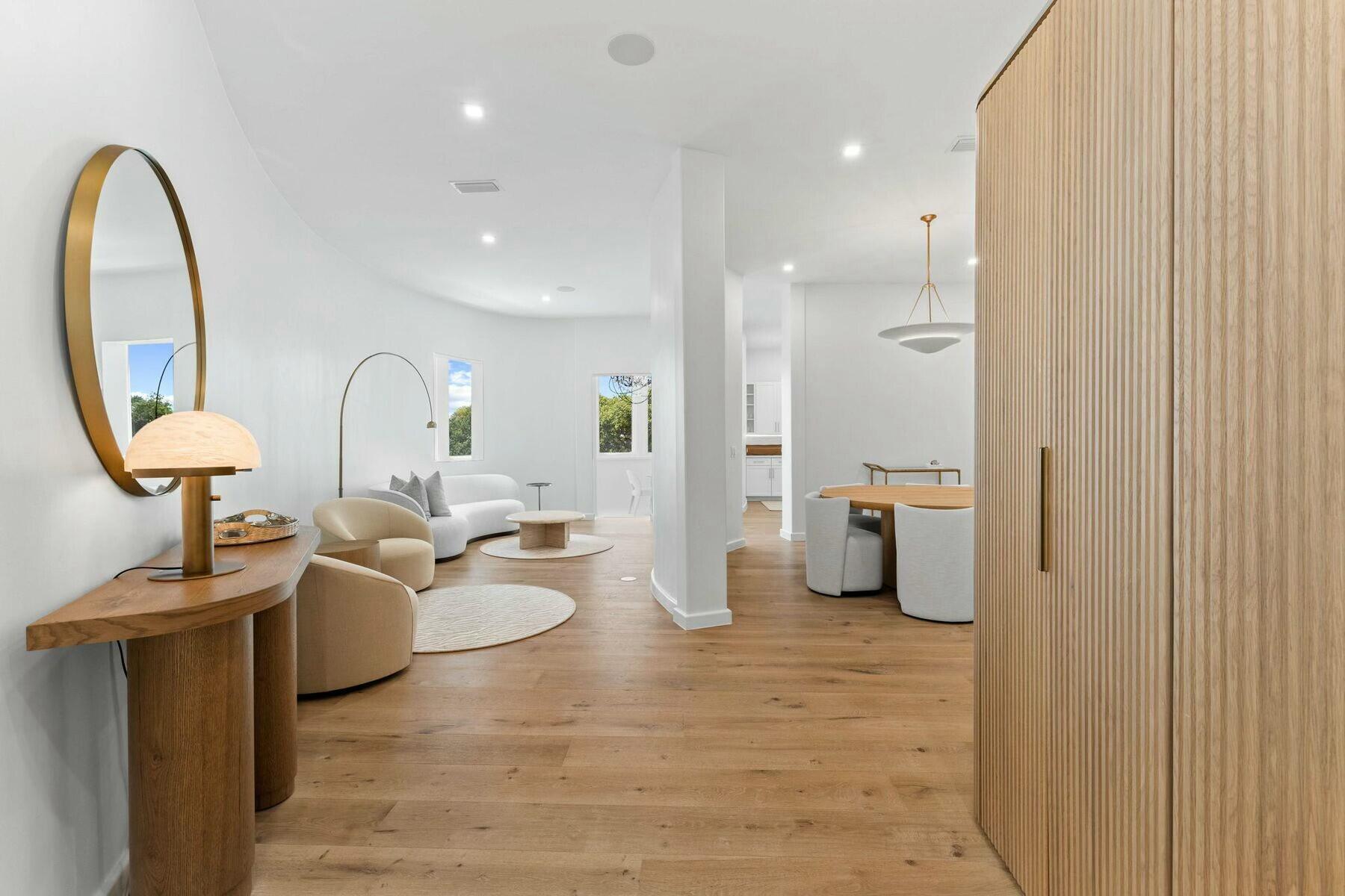 3434 E County Highway 30A