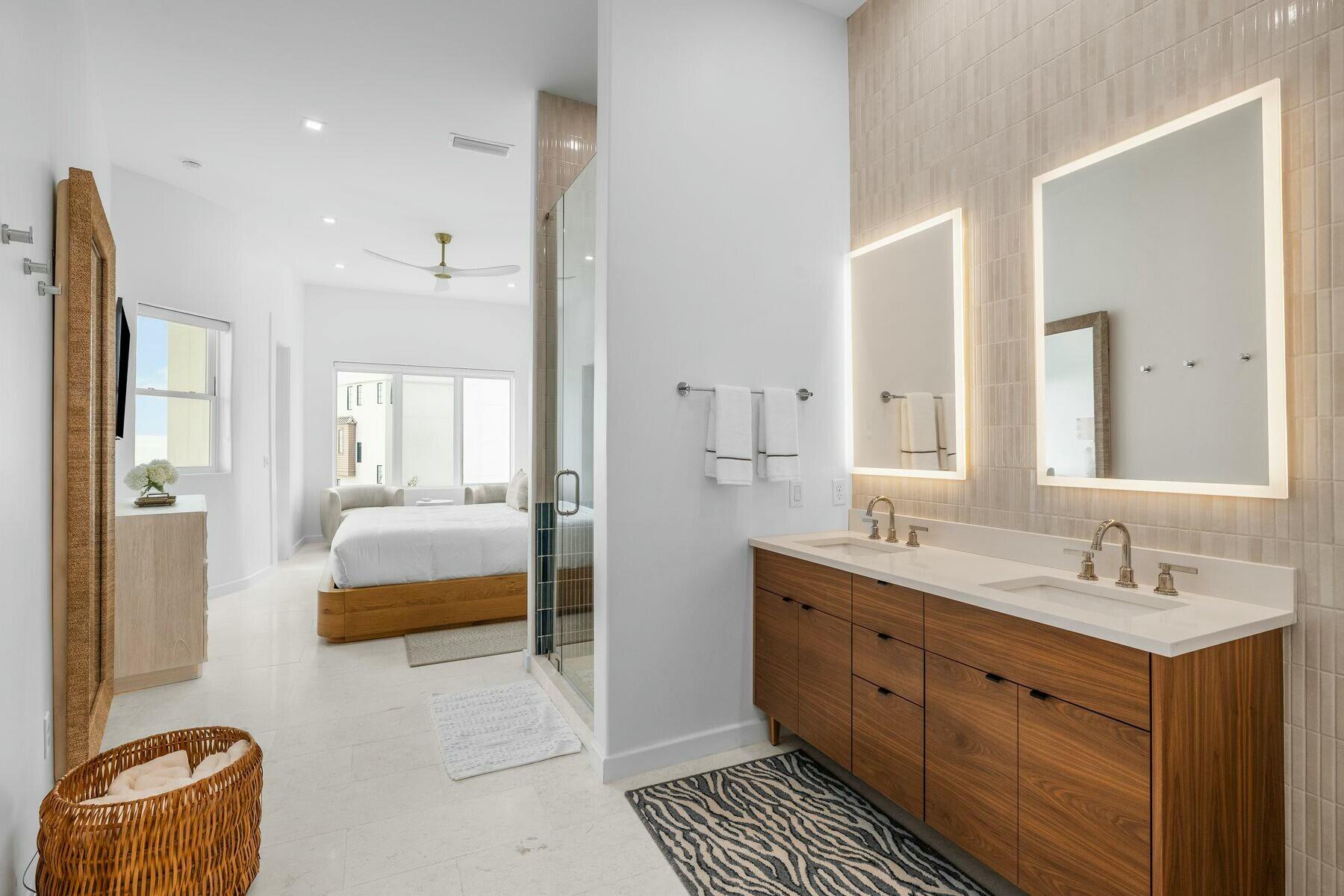 3434 E County Highway 30A