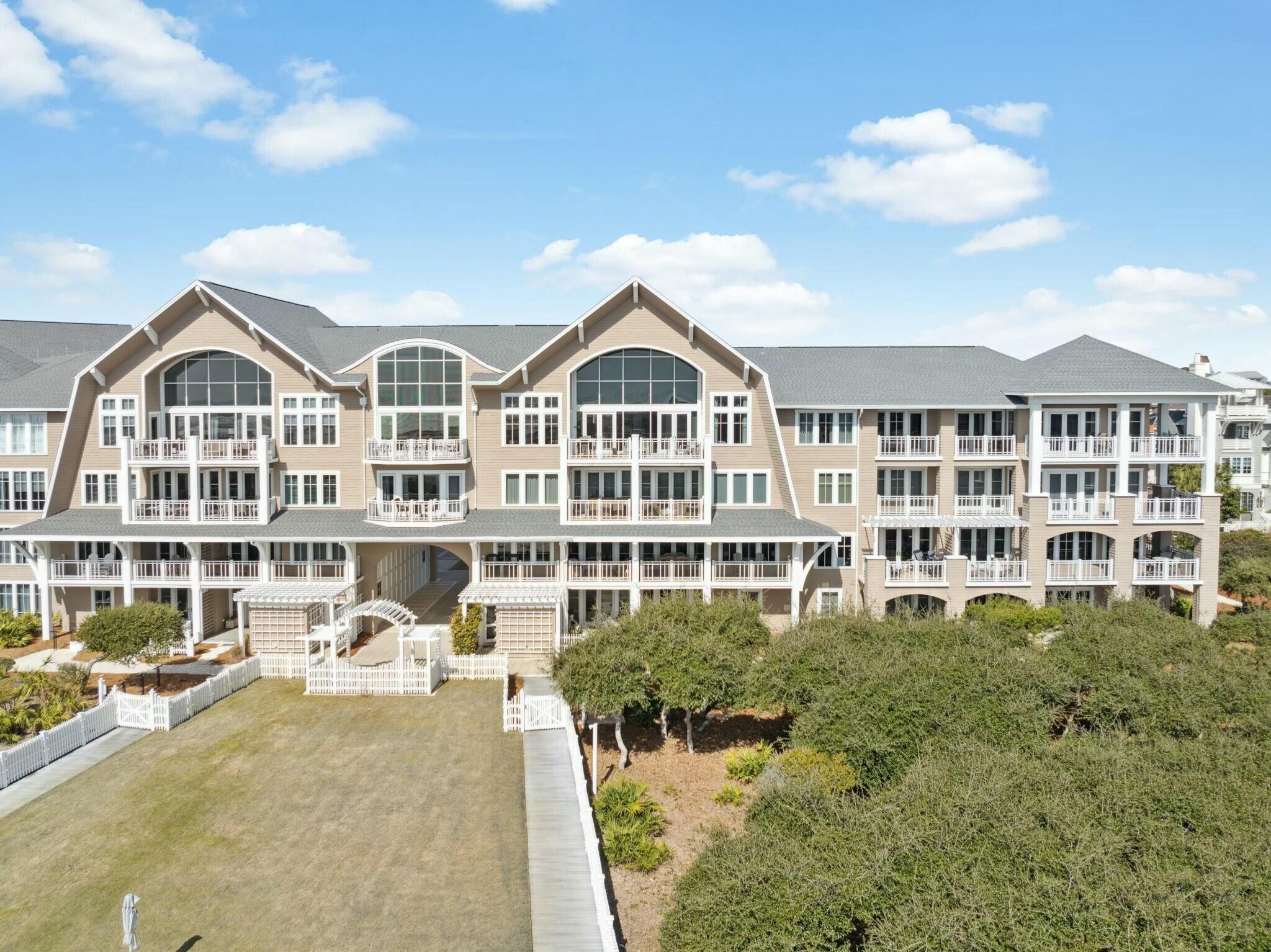 37 S Compass Point Way, 103